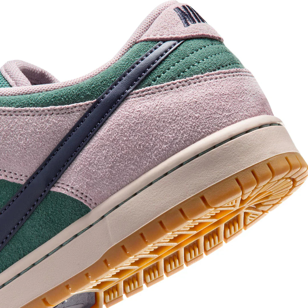 Nike SB Dunk Low - Mineral Slate/Dark Raisin