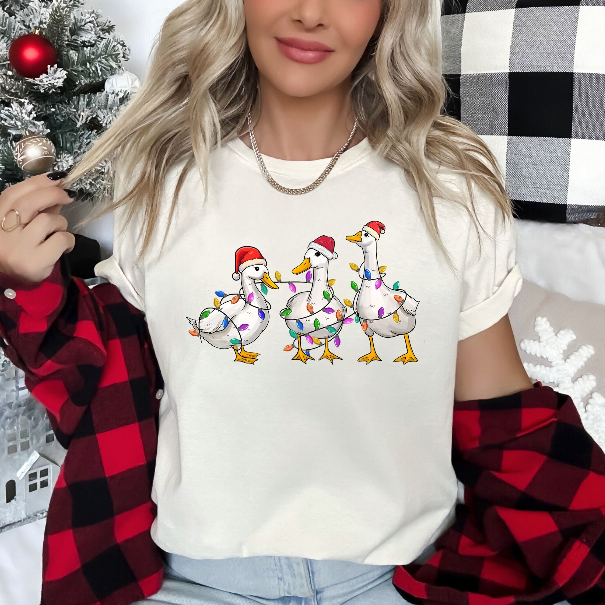 Adorable Christmas Ducks Santa Farmlife Limited Edition Cozy Vintage Graphic Tee