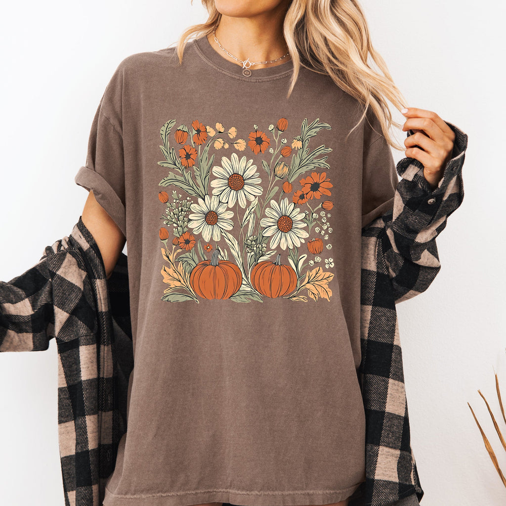 Autumn Botanical Floral Pressed Flowers Pumpkins Thanksgiving Harvest Comfort Colors Tee
