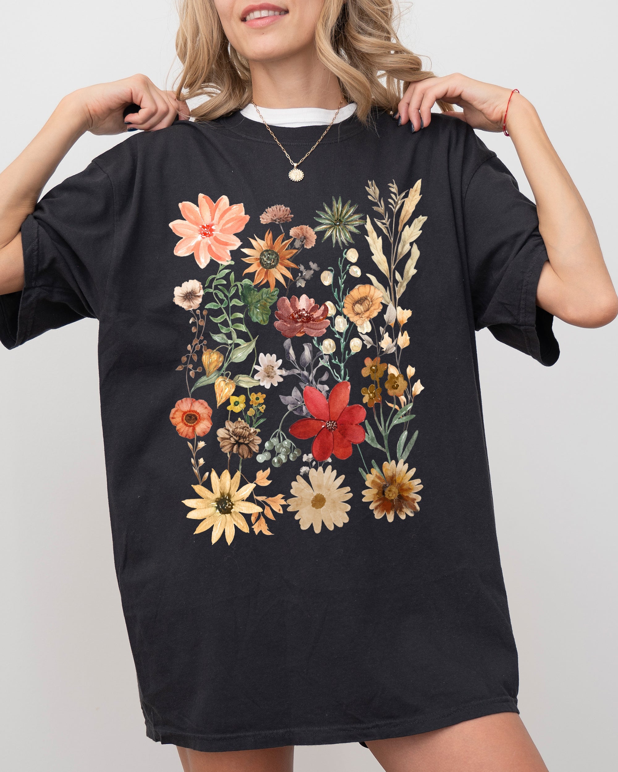 Autumn Pressed Flowers With Botanical Leaves And Rustic Fall Aesthetic For Nature Lovers Comfort Colors Tee