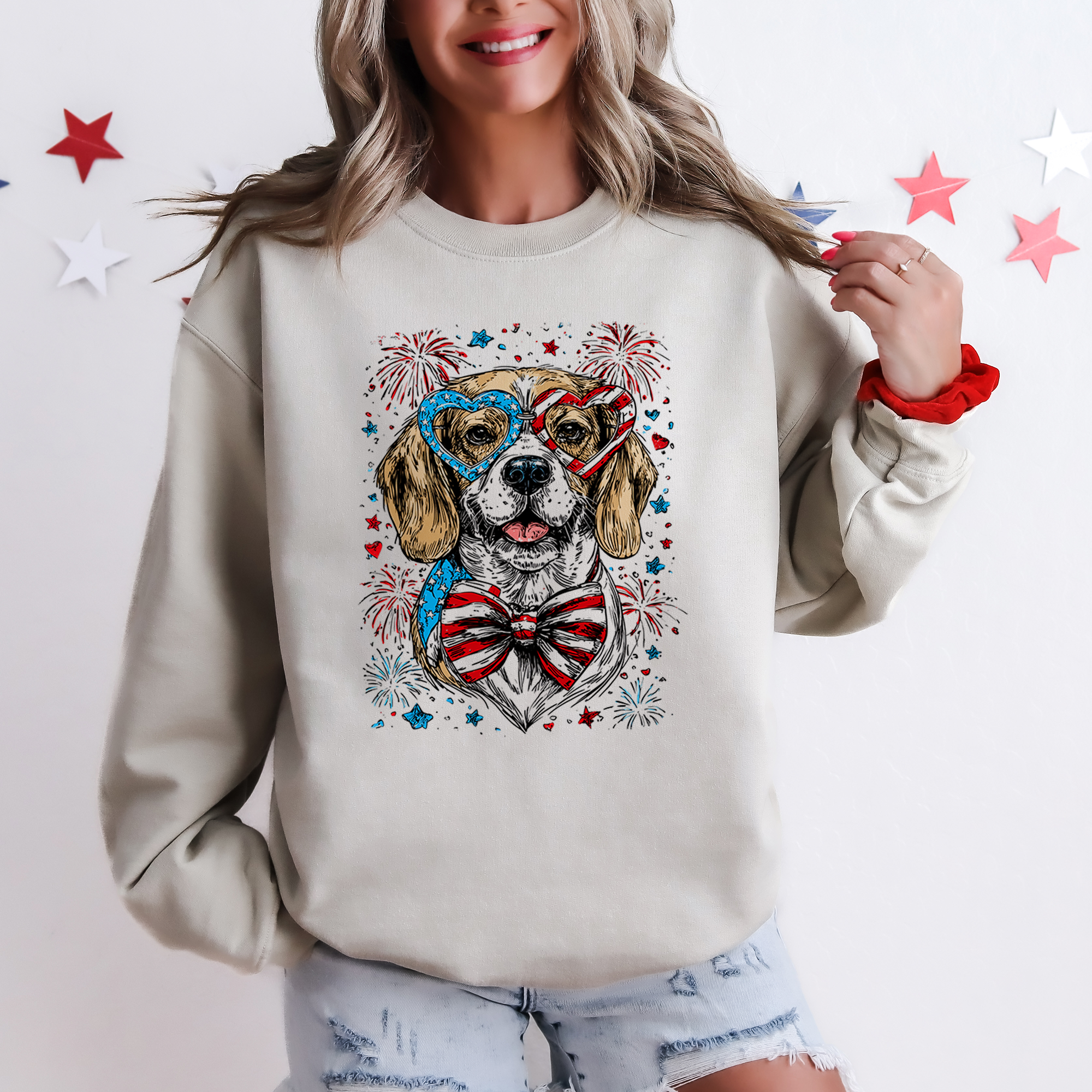 Beagle Patriotic Dog USA American Flag Fourth Of July Pet Lover Edition Sweatshirt