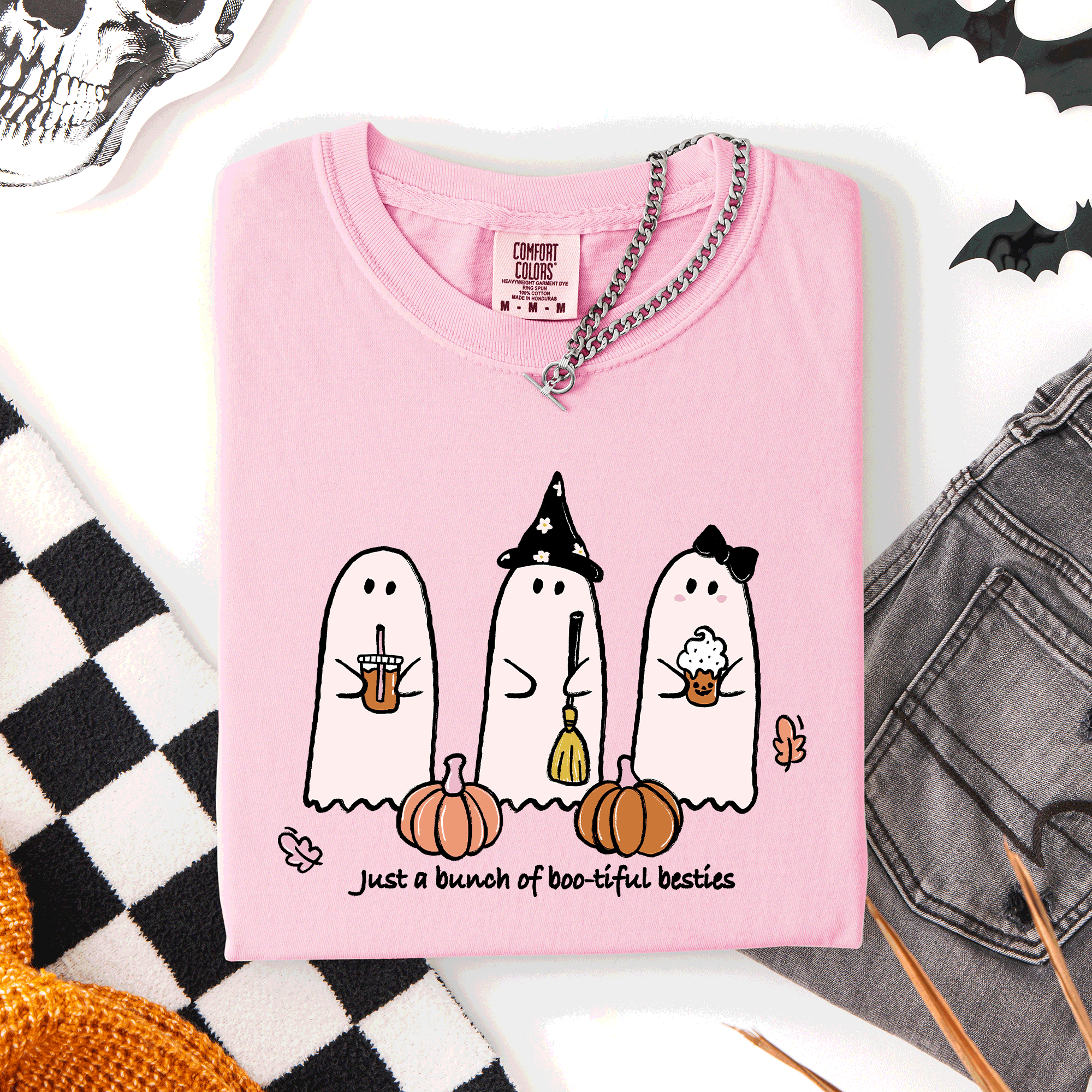 Besties Halloween Ghosts Cute Witch Pumpkin Festive Portrait Illustration Comfort Colors Tee