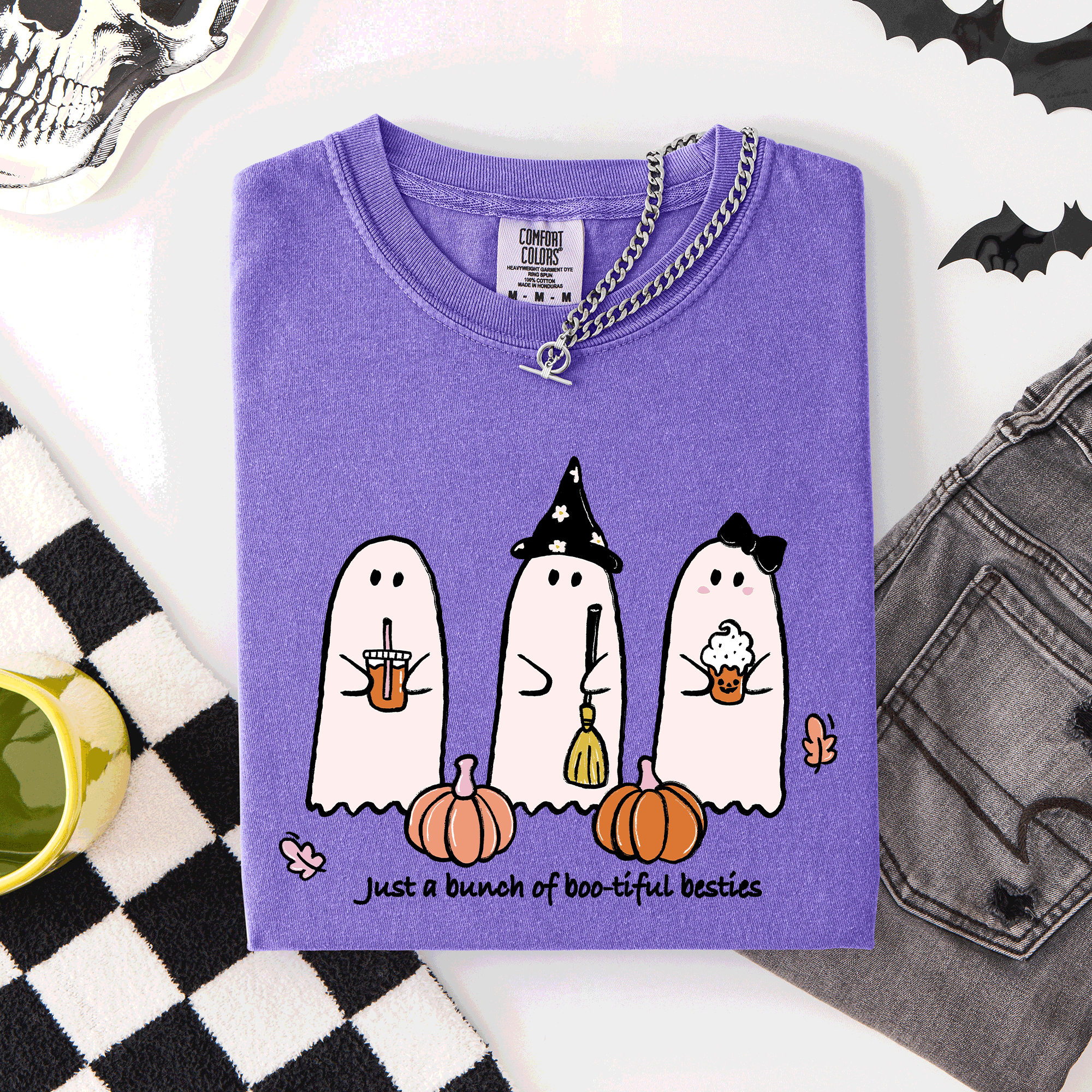 Besties Halloween Ghosts Cute Witch Pumpkin Festive Portrait Illustration Comfort Colors Tee