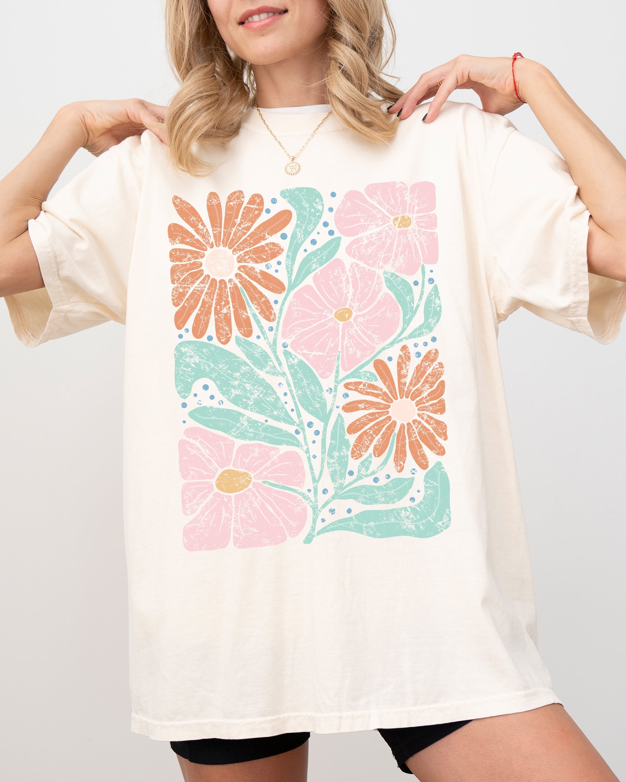 Bohemian Gorgeous Abstract Flowers Boho Floral Design Summer Vibes Gardening Festival Nature Comfort Colors Tee
