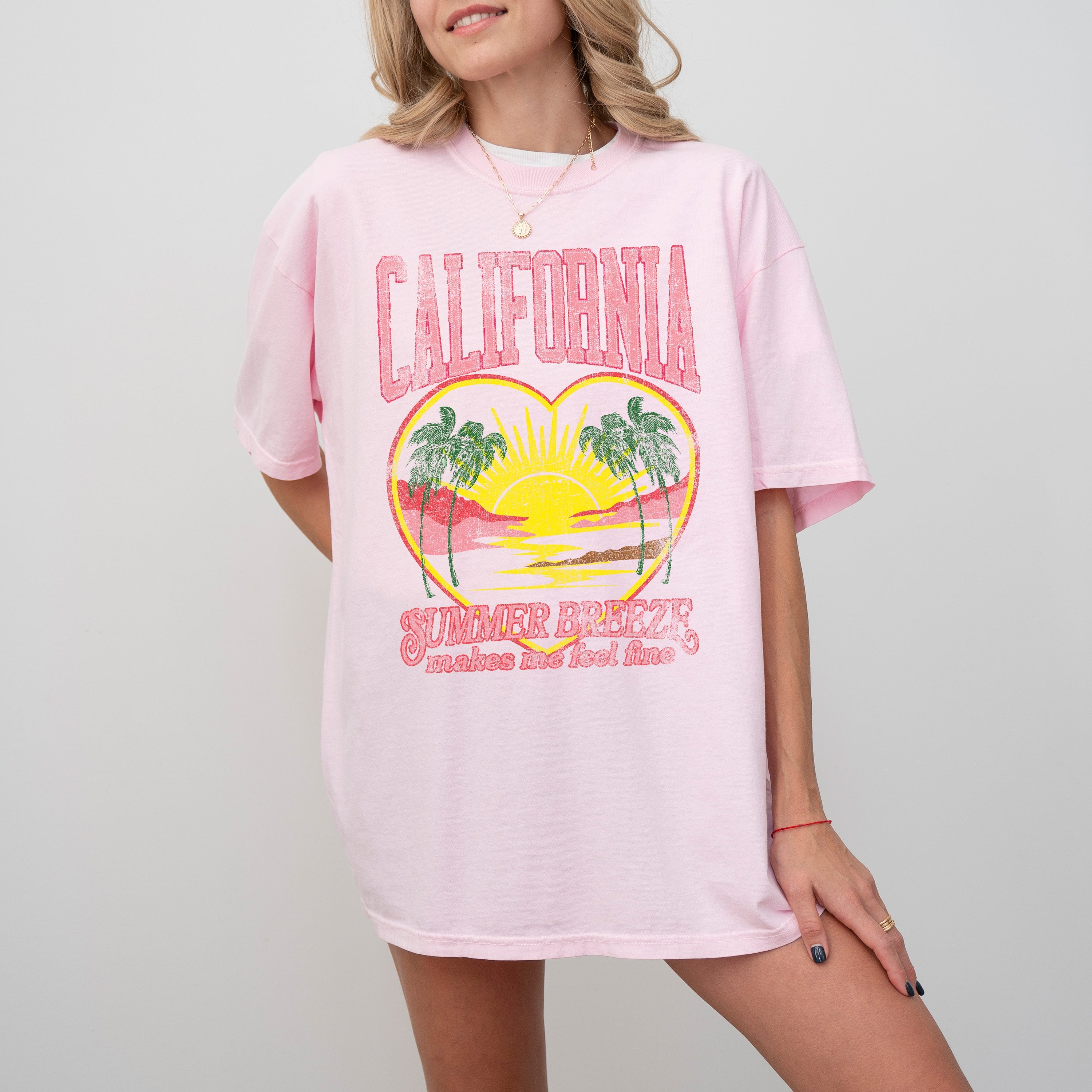 California Summer Breeze Love Beach Vibes Sunset Hot Girl Summer Fun In The Sun Comfort Colors Tee