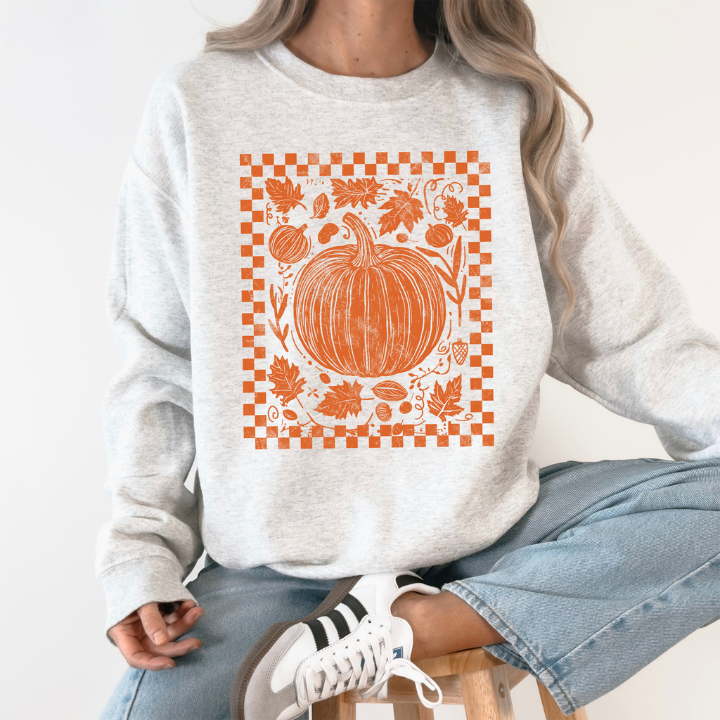 Checkered Pumpkin Minimalist Autumn Harvest Motif Cozy Seasonal For Fall Wardrobe Sweatshirt