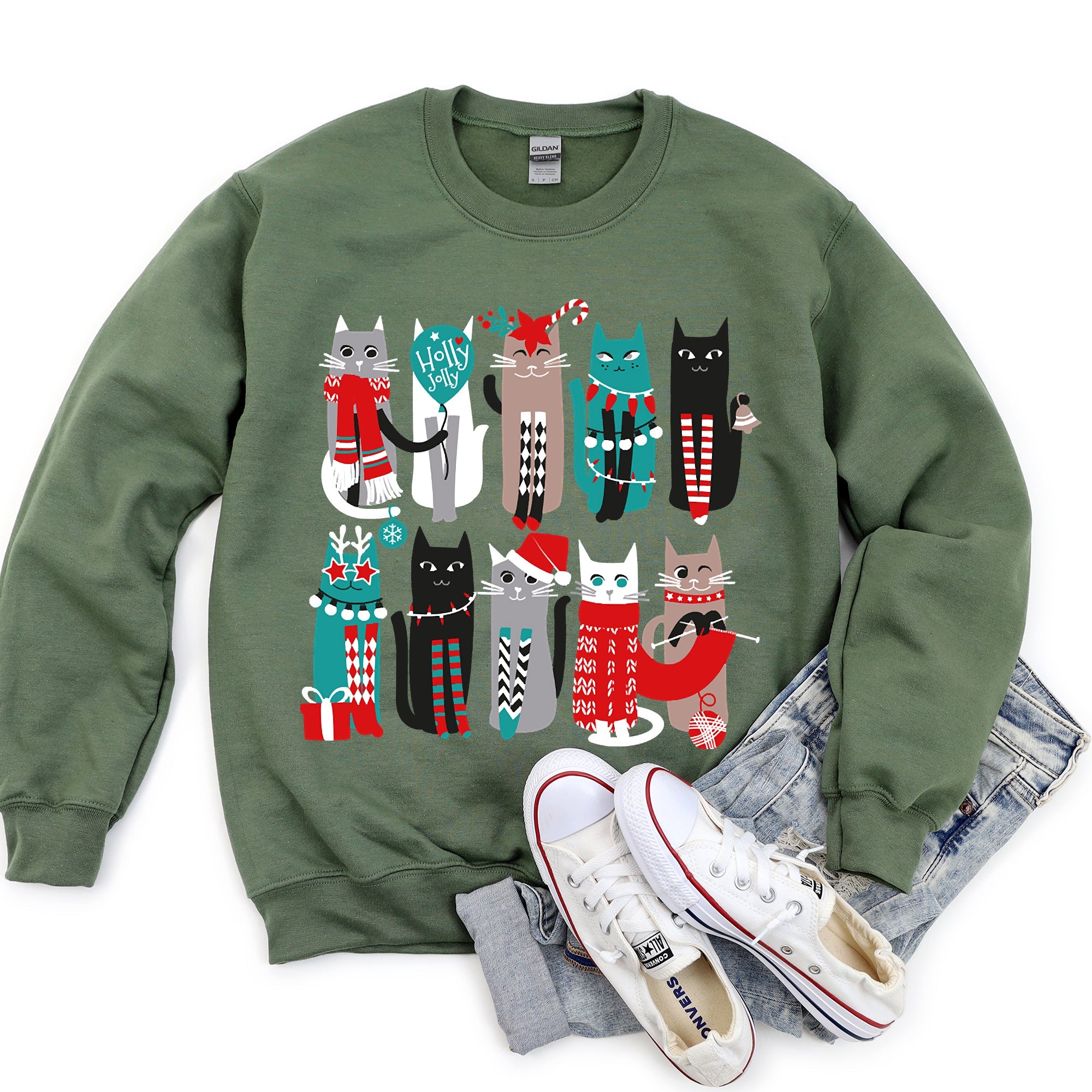 Christmas Cats Festive Feline Artwork For Cat Lovers With Cozy Holiday Spirit Sweatshirt