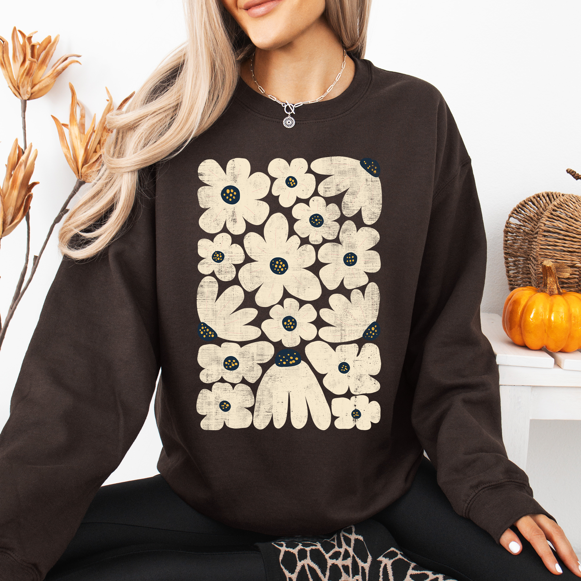 Cream Daisy Allover Floral Vintage Boho Nature Inspired Cozy Fall Print Sweatshirt