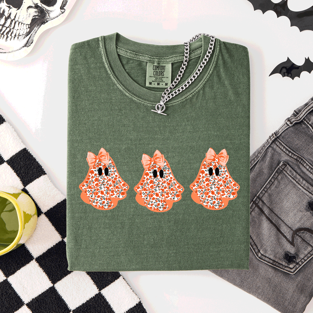 Cute Halloween Ghosts Pattern Coquette Night Parade Limited Edition Comfort Colors Tee