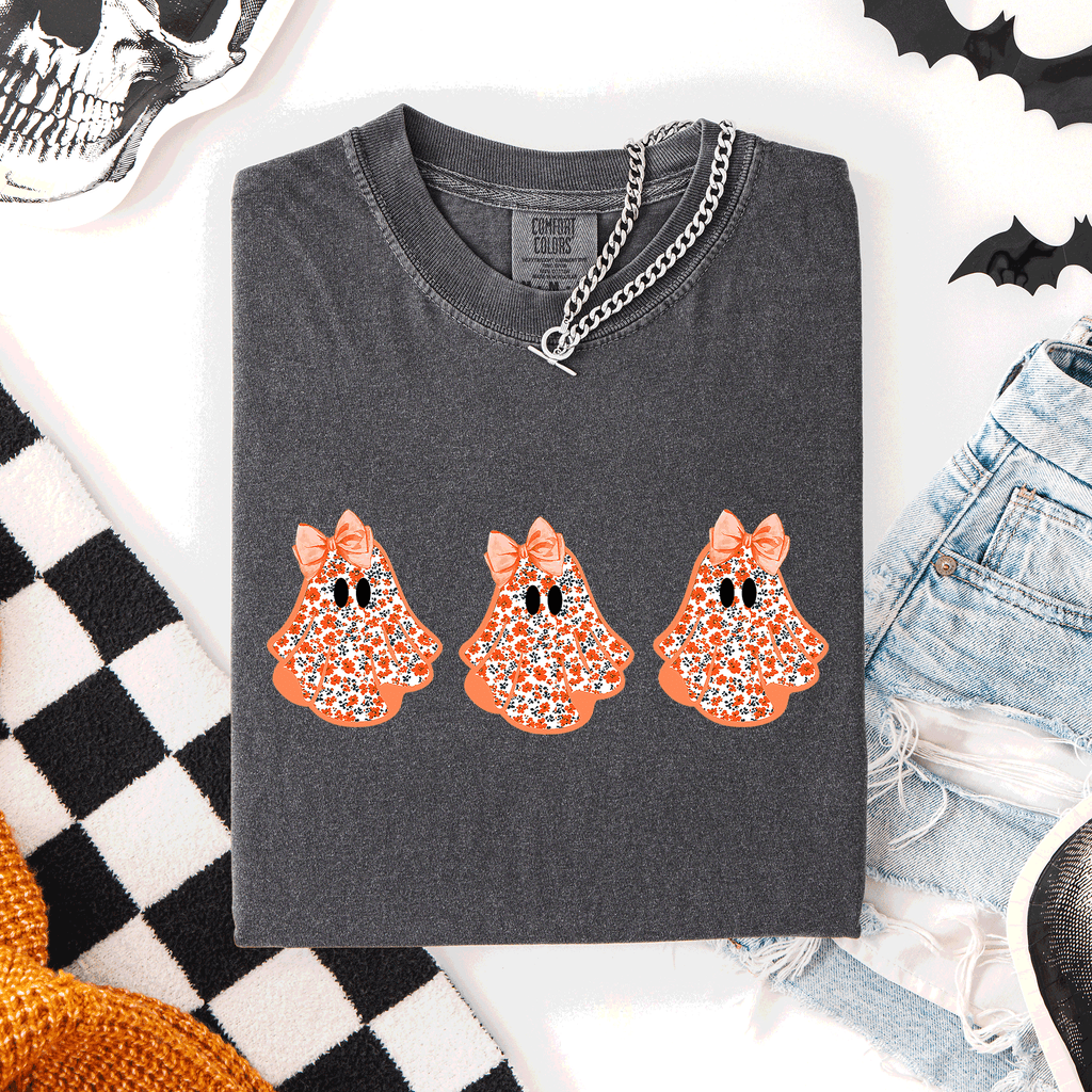 Cute Halloween Ghosts Pattern Coquette Night Parade Limited Edition Comfort Colors Tee