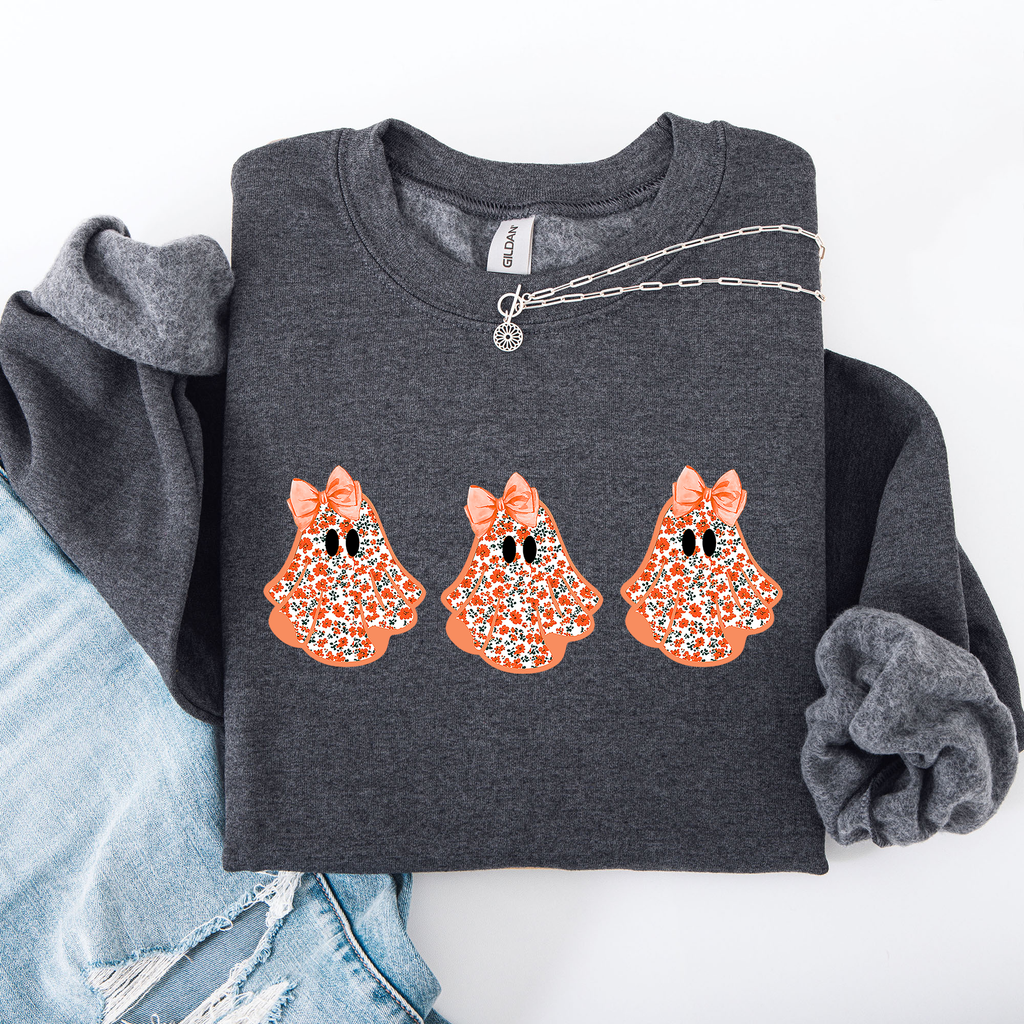 Cute Halloween Ghosts Pattern Coquette Cozy Autumn Nights Spooky Seasonal Print Collection Sweatshirt