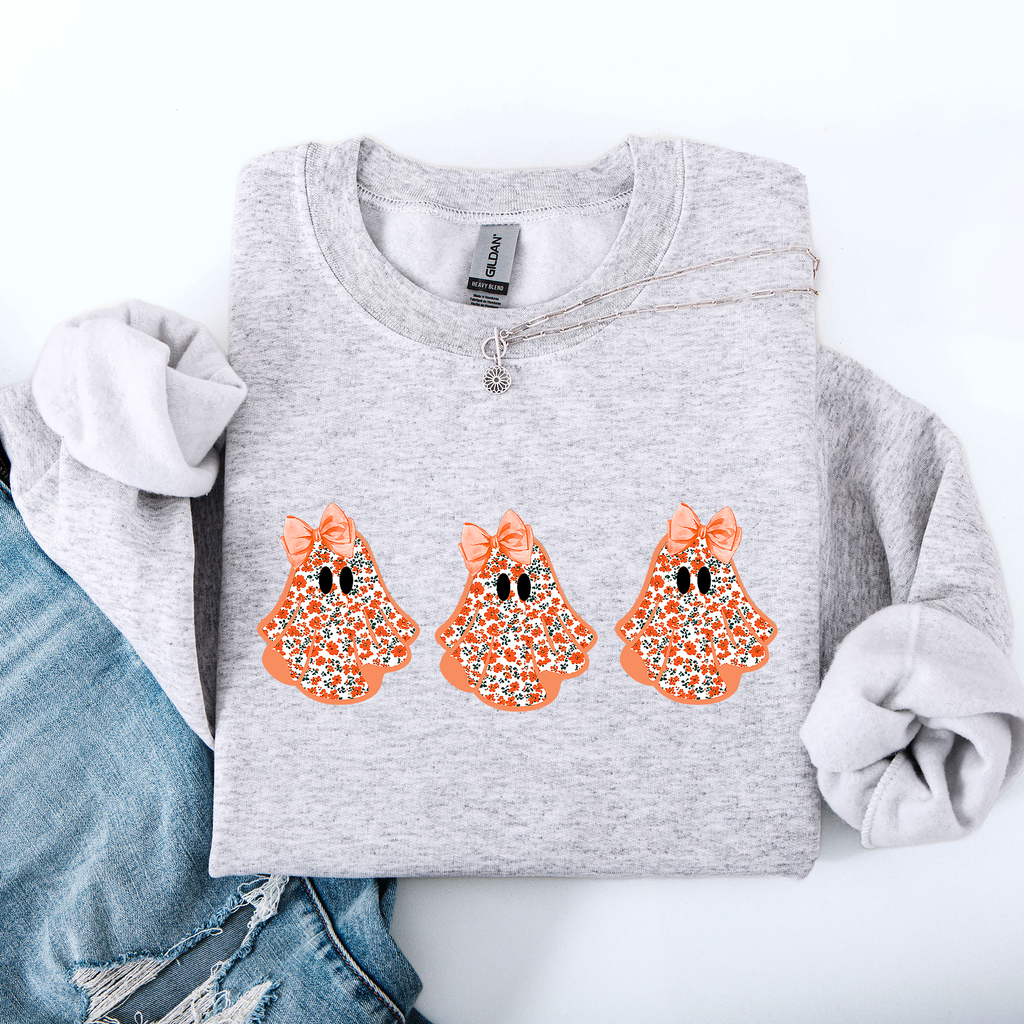 Cute Halloween Ghosts Pattern Coquette Cozy Autumn Nights Spooky Seasonal Print Collection Sweatshirt