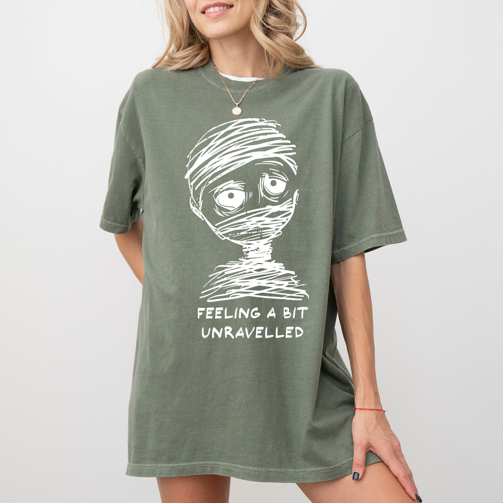Feeling A Bit Unravelled Mummy Aesthetic Meme Halloween Witch Spooky Costume Skeleton Mental Health Comfort Colors Tee
