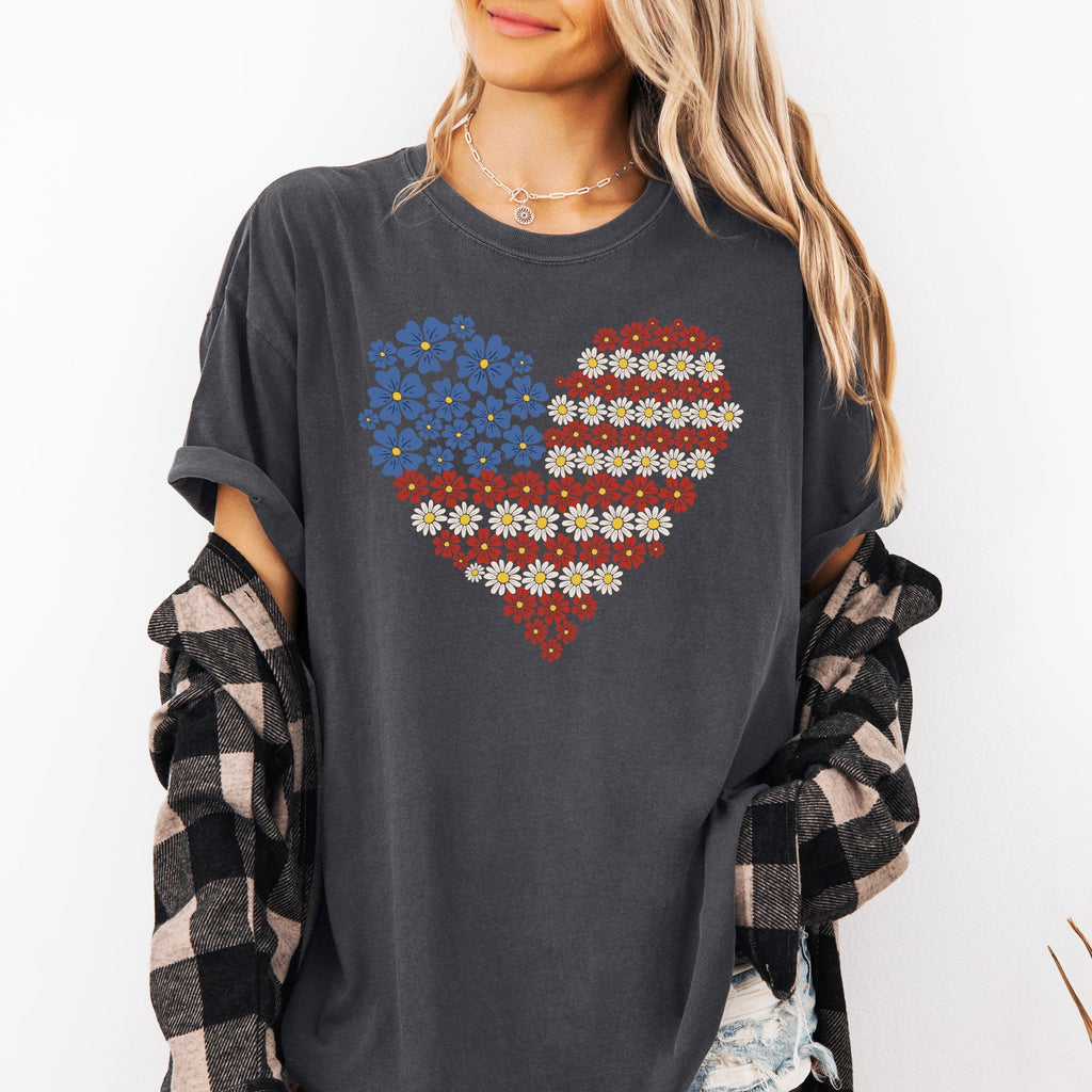 Floral Heart Patriotic Red White Blue USA America 4th Of July Comfort Colors Tee