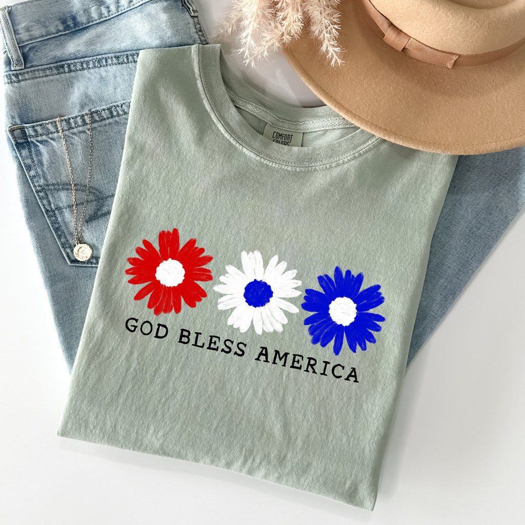 Flowers God Bless America Red White Blue Patriotic Floral Retro Americana Theme Comfort Colors Tee
