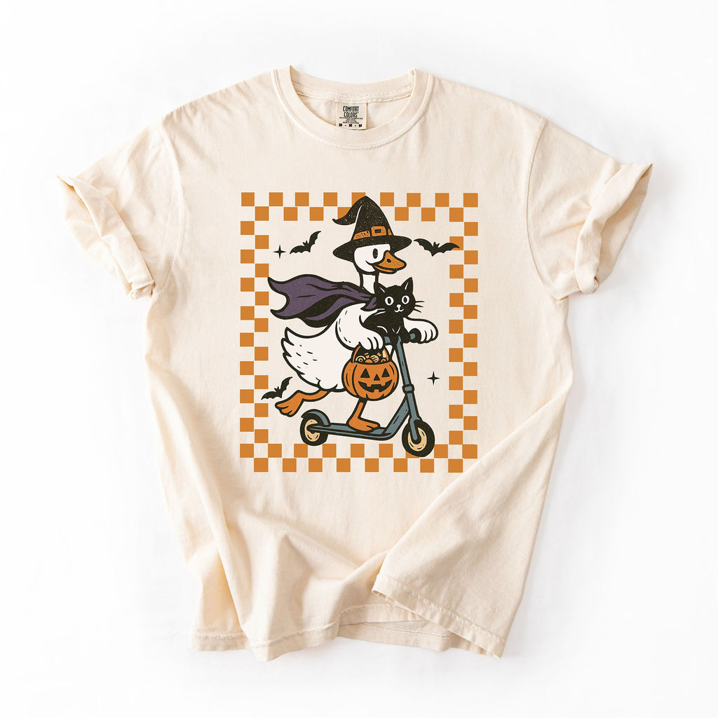 Funny Halloween Goose With Black Cat Witch Checkered Scene Artwork Comfort Colors Tee