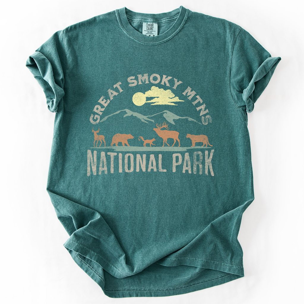 Great Smoky Mountains National Park Nature Outdoors Camping Hiking Comfort Colors Tee
