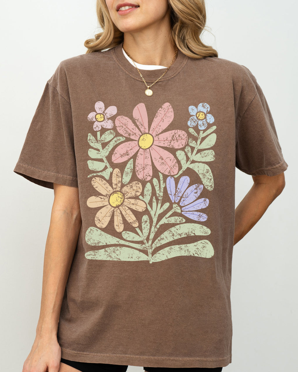 Groovy Gorgeous Abstract Flowers Boho Floral Design Summer Vibes Gardening Festival Nature Inspired Comfort Colors Tee