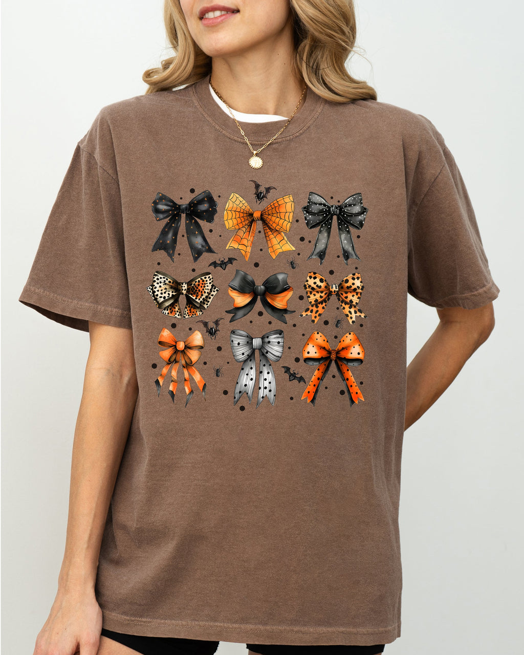 Halloween Bat Bows Girly Ribbons Coquette Spooky Autumn Fall Thanksgiving Comfort Colors Tee
