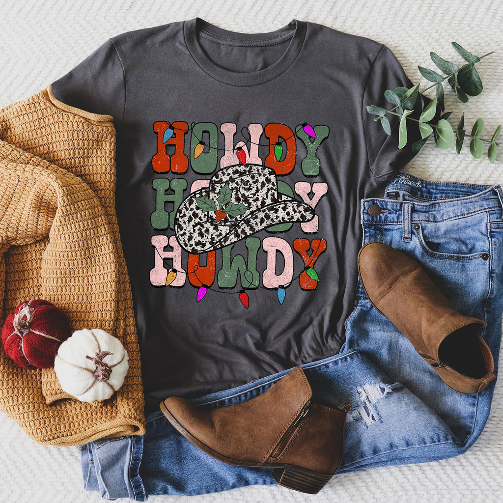 Howdy Christmas Leopard Print Cowboy Hat Retro Text Vintage Western Holiday Graphic Tee