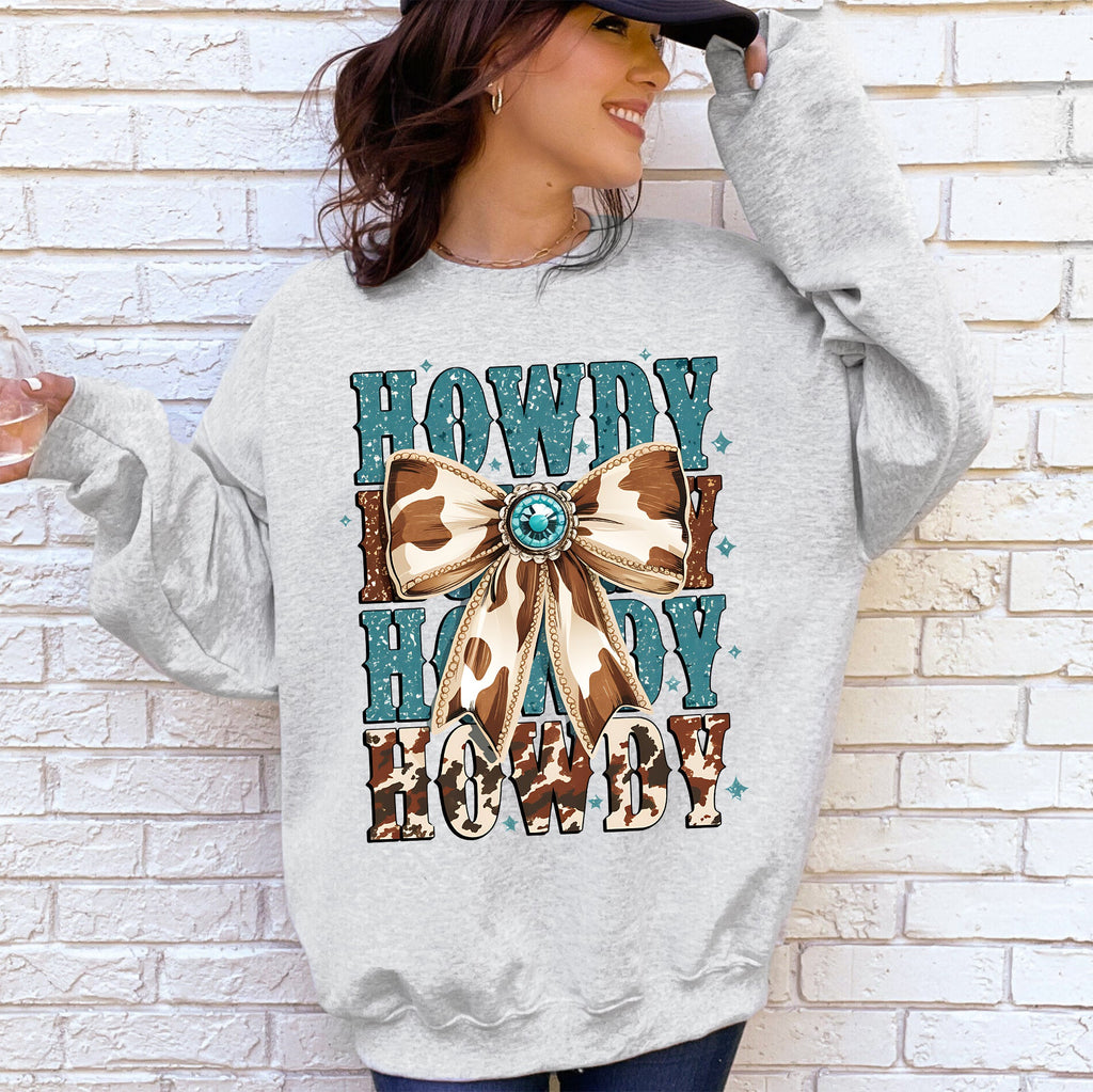 Howdy Western Cow Print Cowboy Cowgirl Country Rodeo Style Heritage Classic Western Wear Sweatshirt