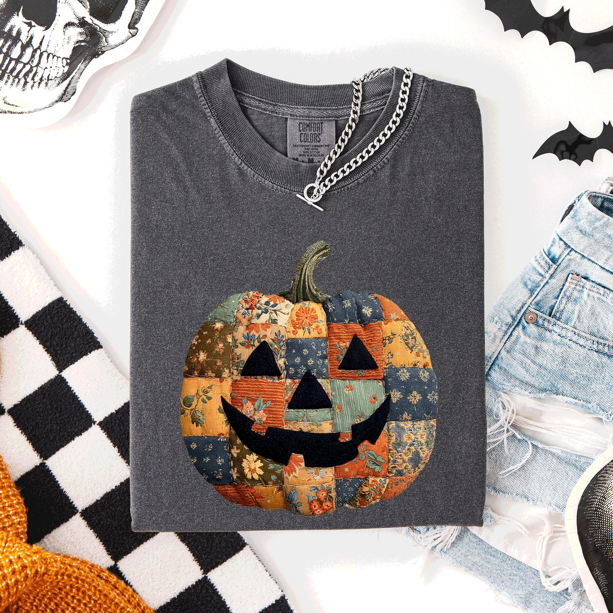 Jack O Lantern Faux Quilt Pumpkin Halloween Fall Autumn Spooky Cozy Comfort Colors Tee