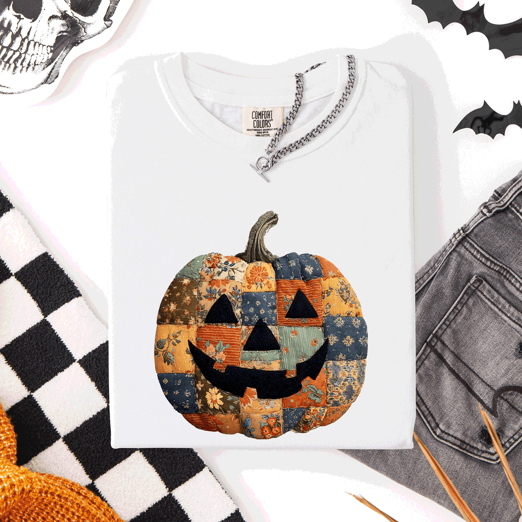 Jack O Lantern Faux Quilt Pumpkin Halloween Fall Autumn Spooky Cozy Comfort Colors Tee