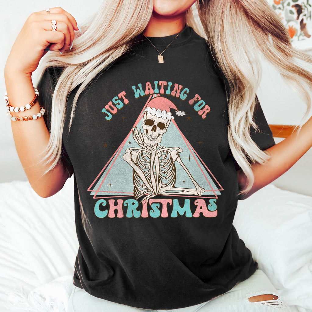 Just Waiting For Christmas Skeleton Retro Classic Graphic Artwork Comfort Colors Tee