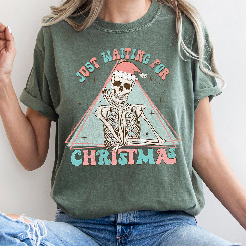 Just Waiting For Christmas Skeleton Retro Classic Graphic Artwork Comfort Colors Tee