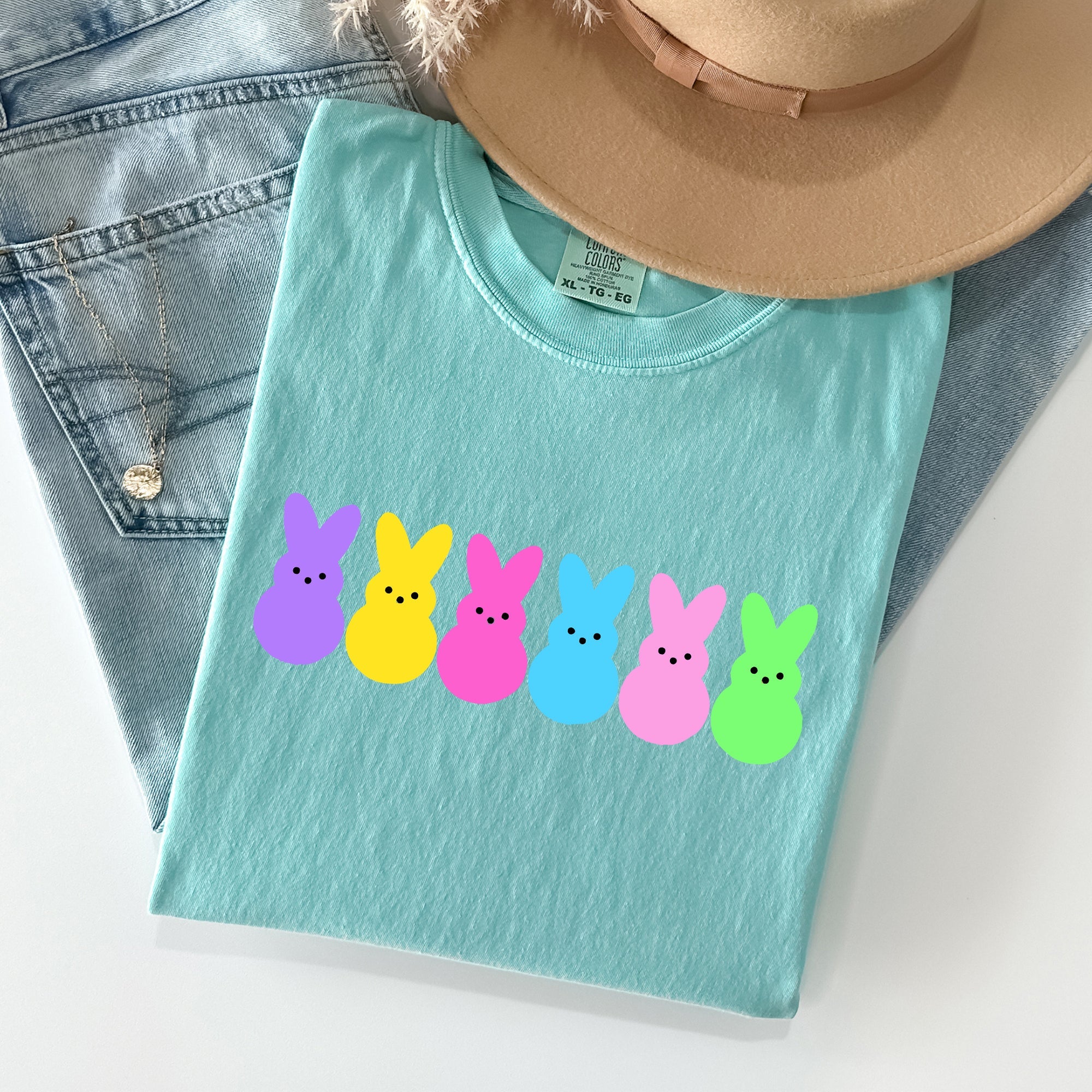 Retro Peeps Easter Candy Rabbit Bunny Nostalgic Pop Art Holiday Design Comfort Colors Tee