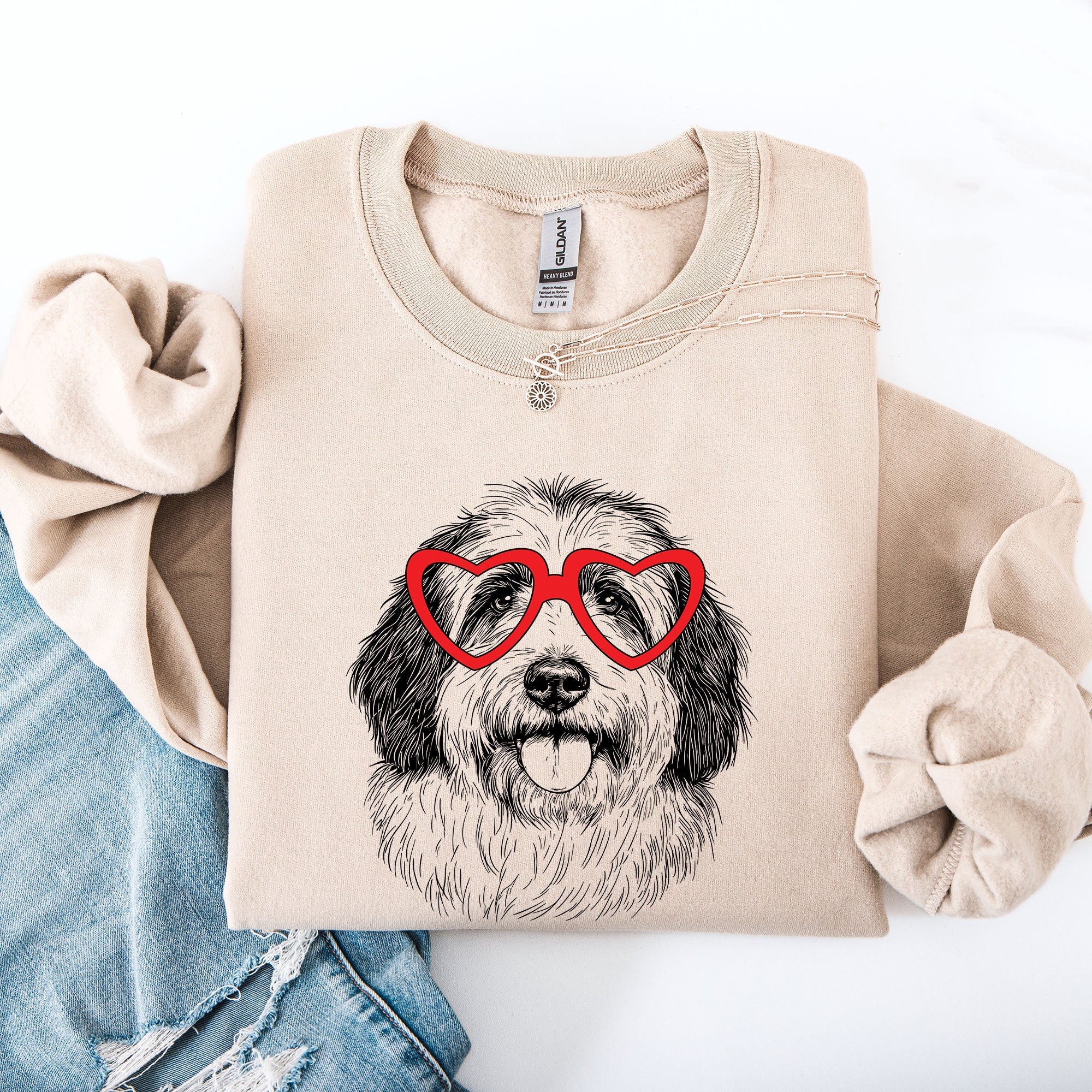 English Sheepdog Valentine's Day Graphic Love For Dog Breed Enthusiasts Sweatshirt