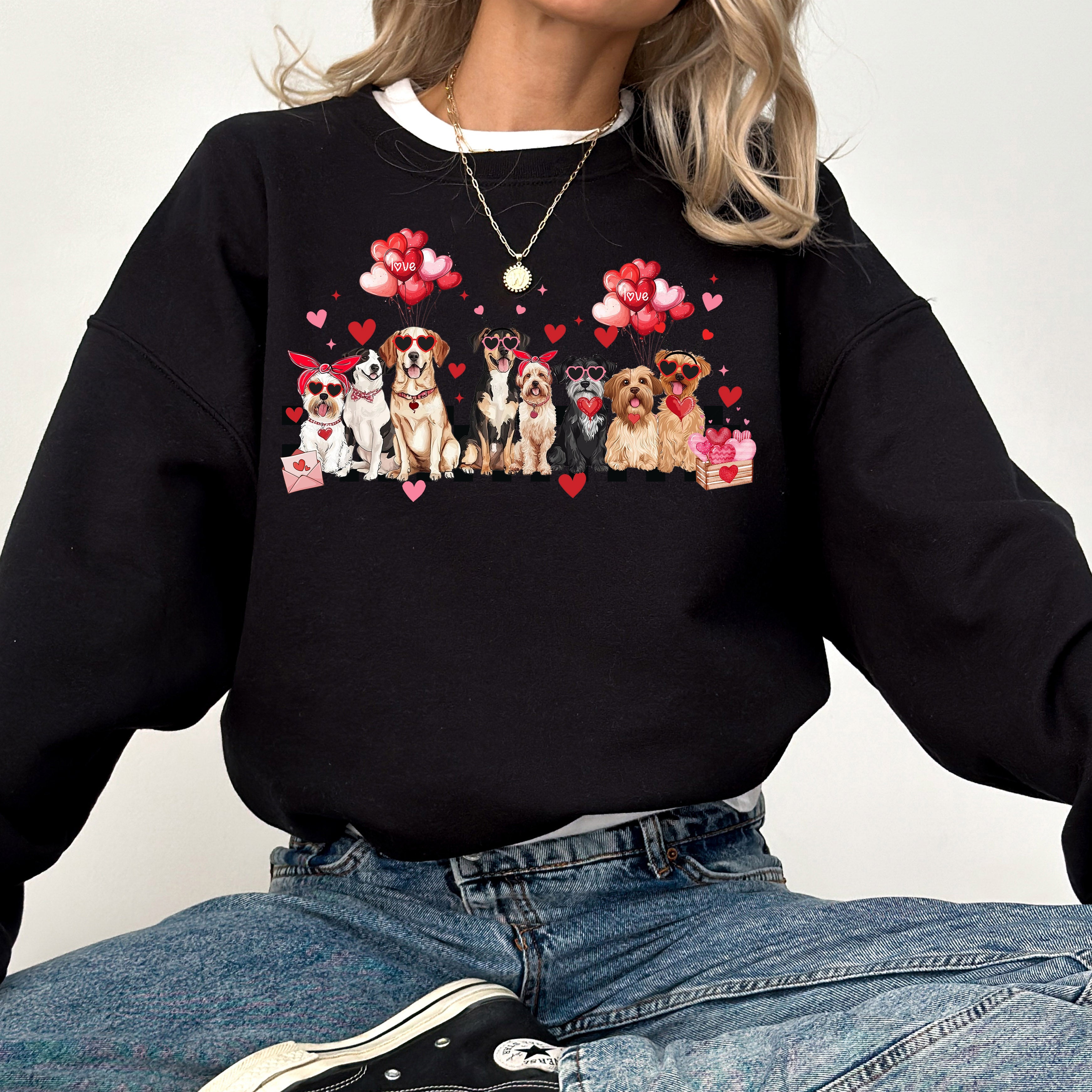 Valentine's Dogs Animal Lover Dog Breeds Valentine's Day Love For Dog Lovers Everywhere Sweatshirt