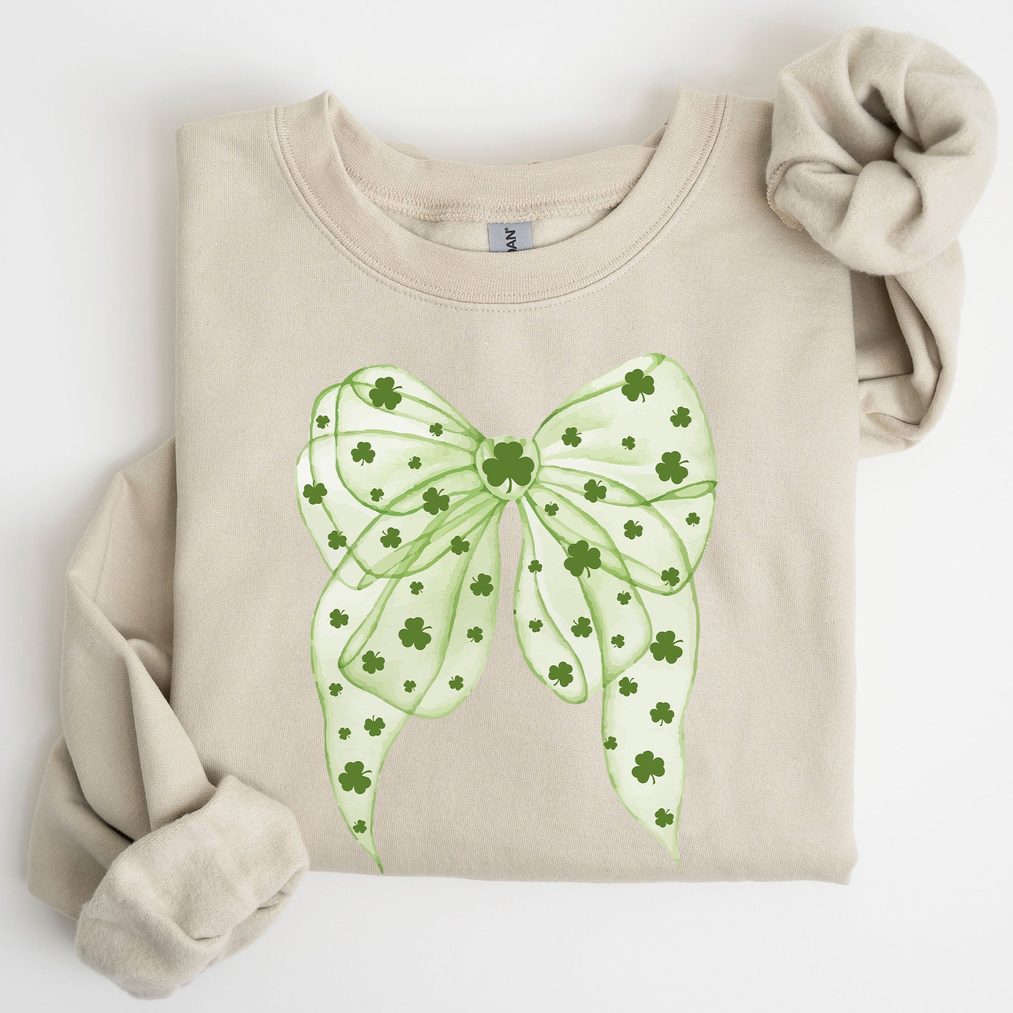 Green Coquette Bow Lucky Shamrock Irish Retro St Patrick's Day Celebration Sweatshirt