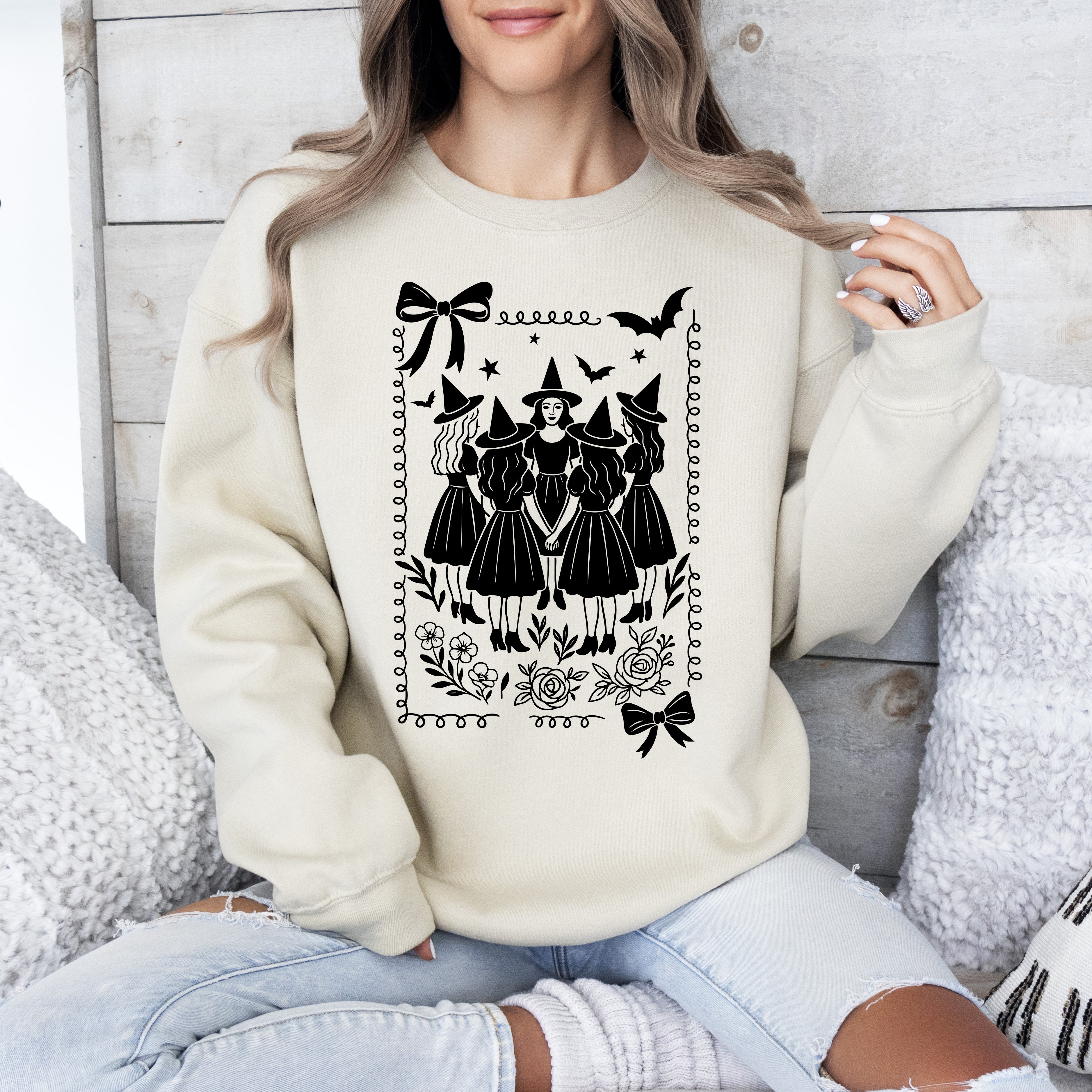Halloween Witches Vintage Ghost Pumpkin Retro Spooky Season Cozy Graphic Sweatshirt