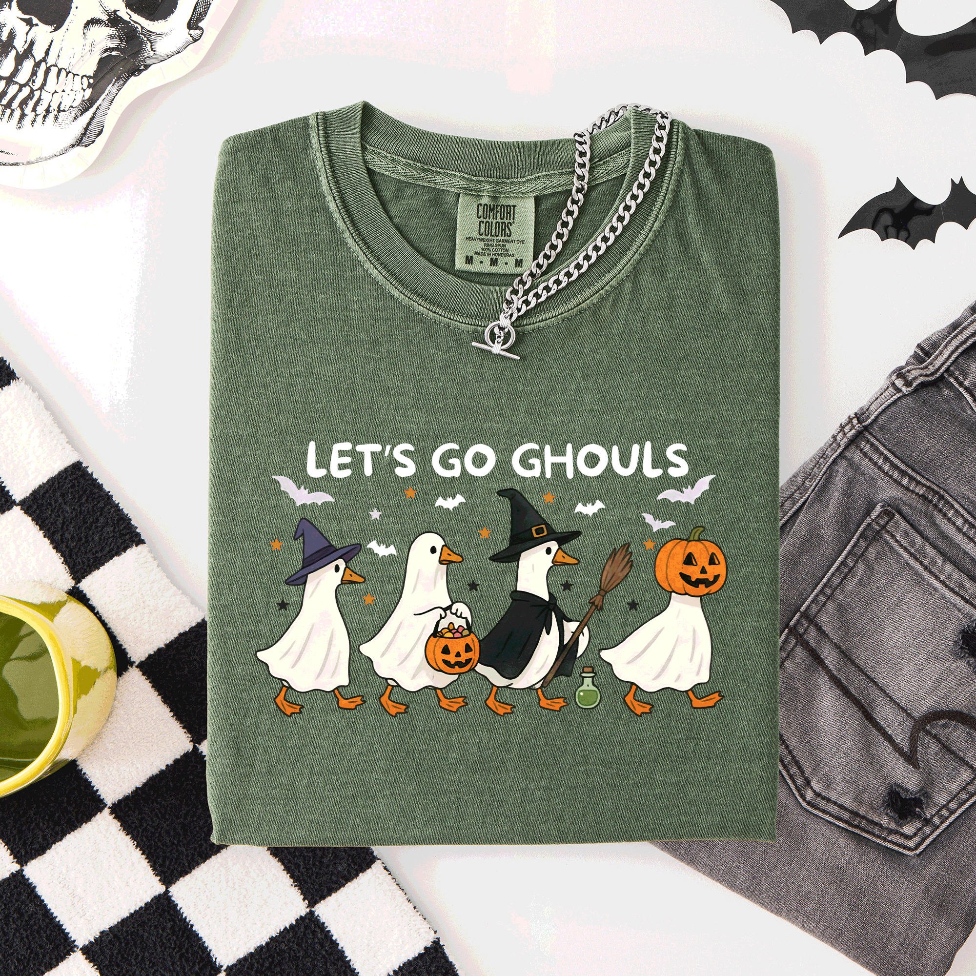 Let's Go Ghouls Funny Geese Goose Halloween Witch Spooky Season Comfort Colors Tee