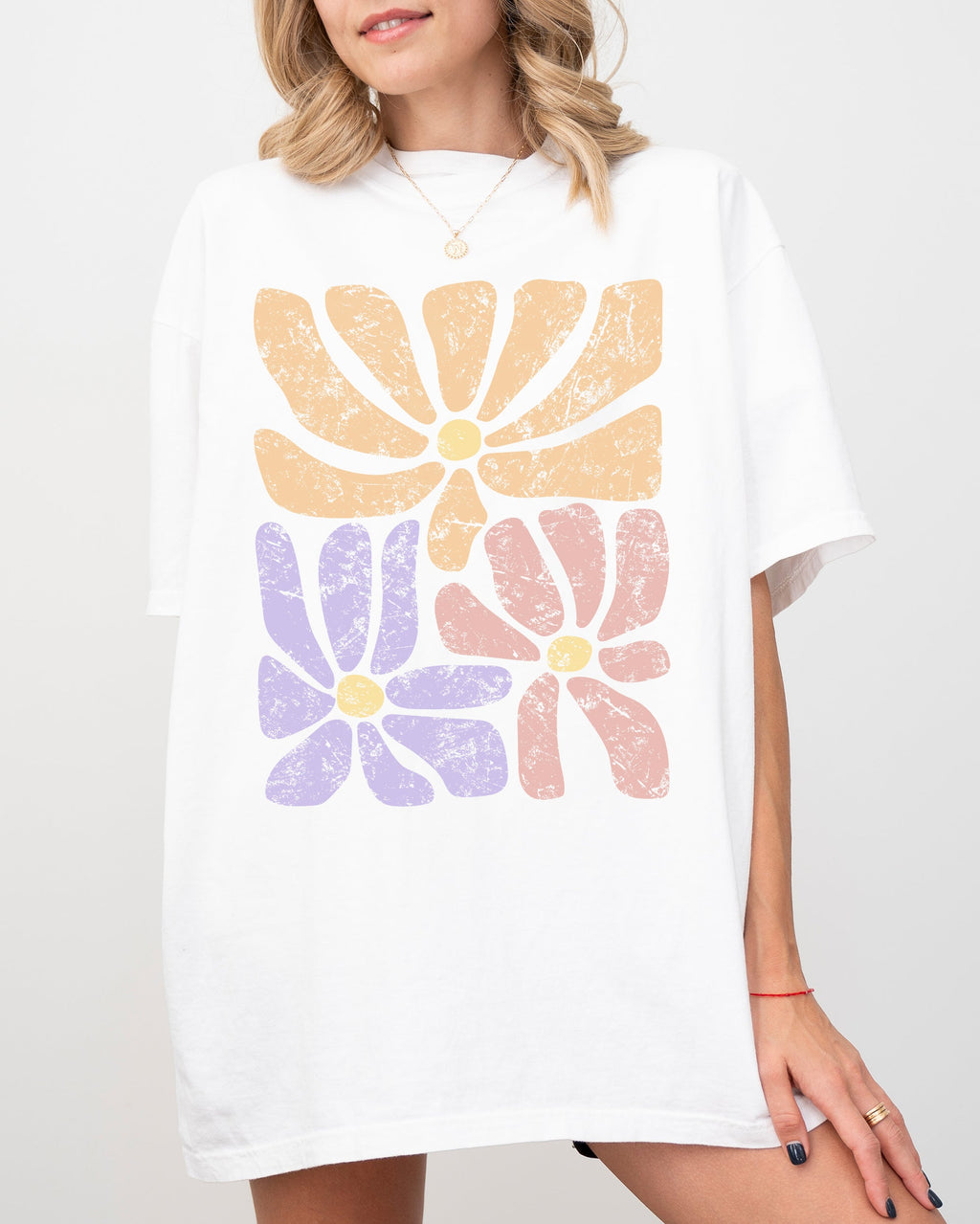 Lovely Gorgeous Abstract Flowers Boho Floral Design Summer Vibes Comfort Colors Tee