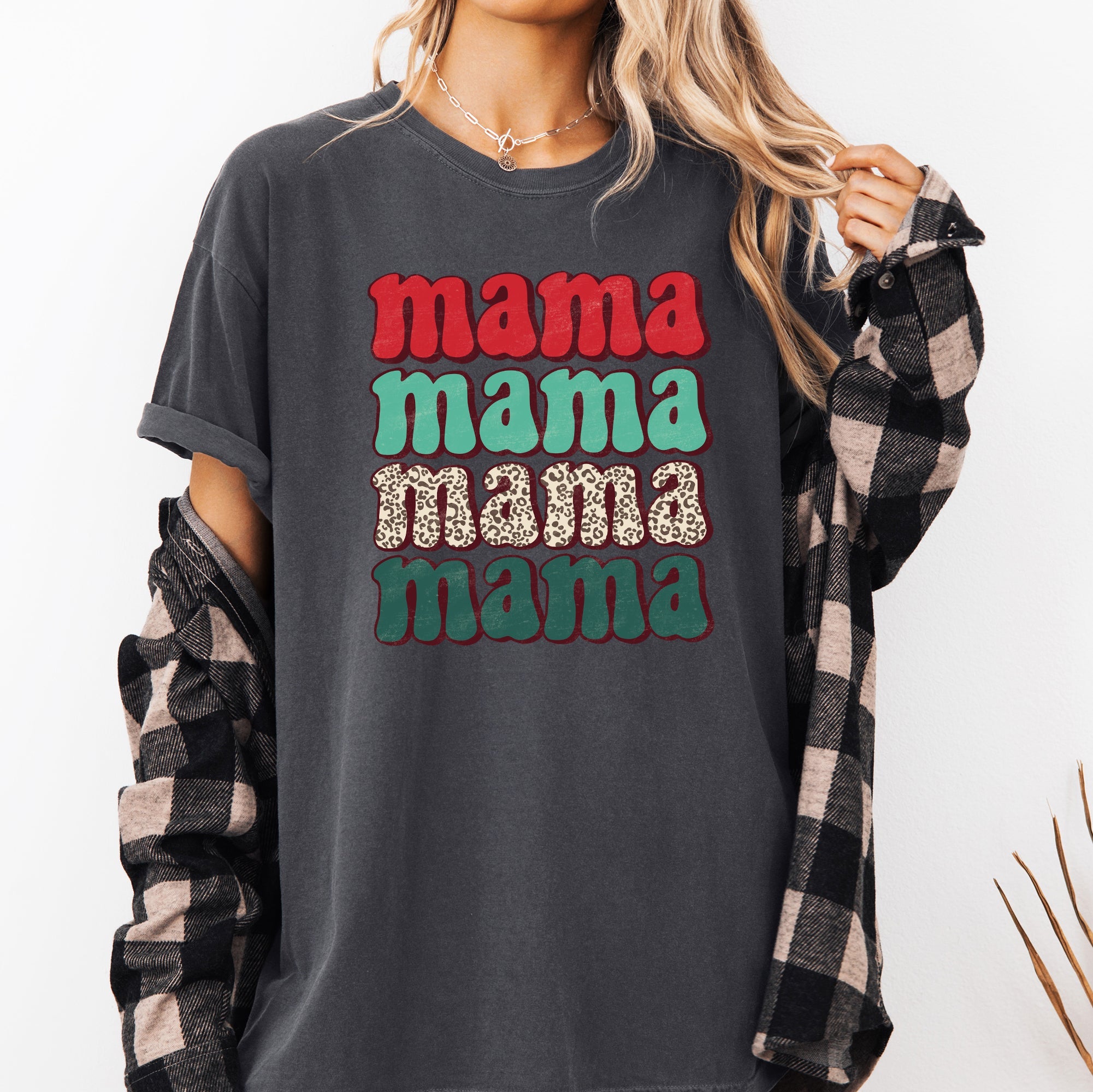 Mama Mama Mama Mama Christmas Retro Leopard Print Santa Xmas Holiday Edition Comfort Colors Tee