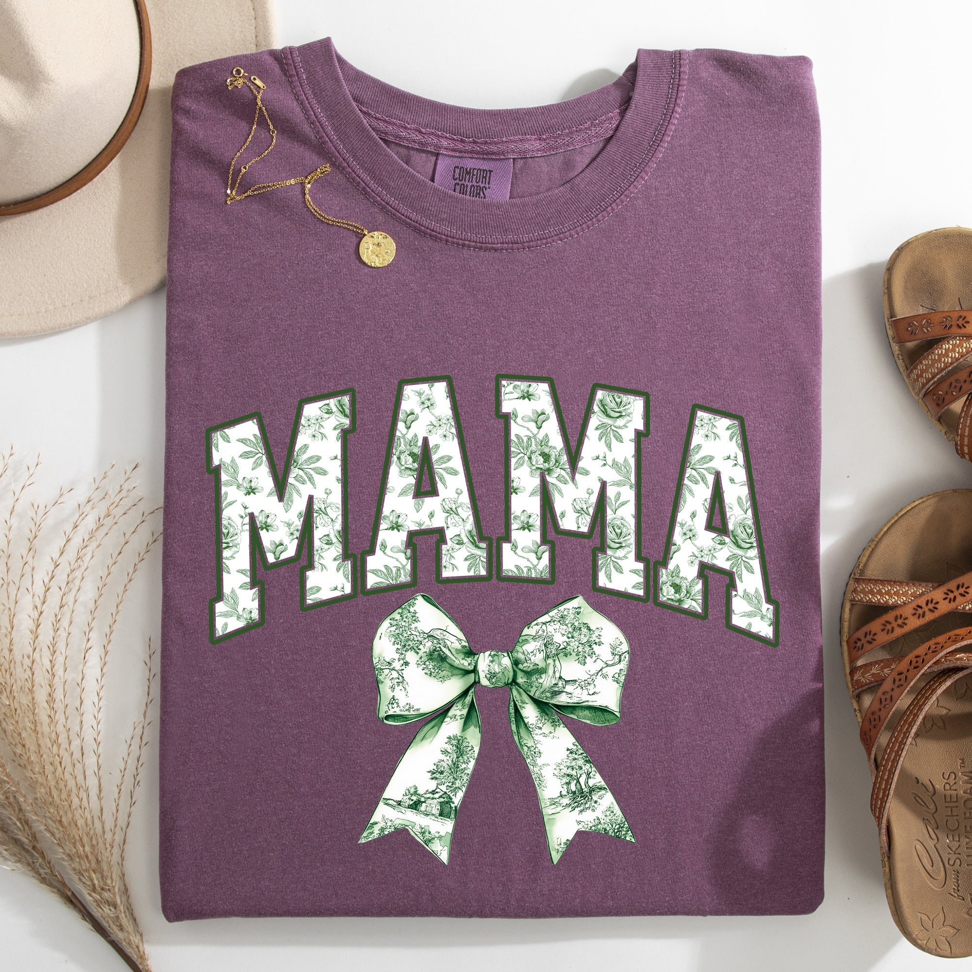 Mama Chinoiserie Coquette Bow Ribbon St Patrick's Day Shamrock Clover Lucky Leprechaun Comfort Colors Tee