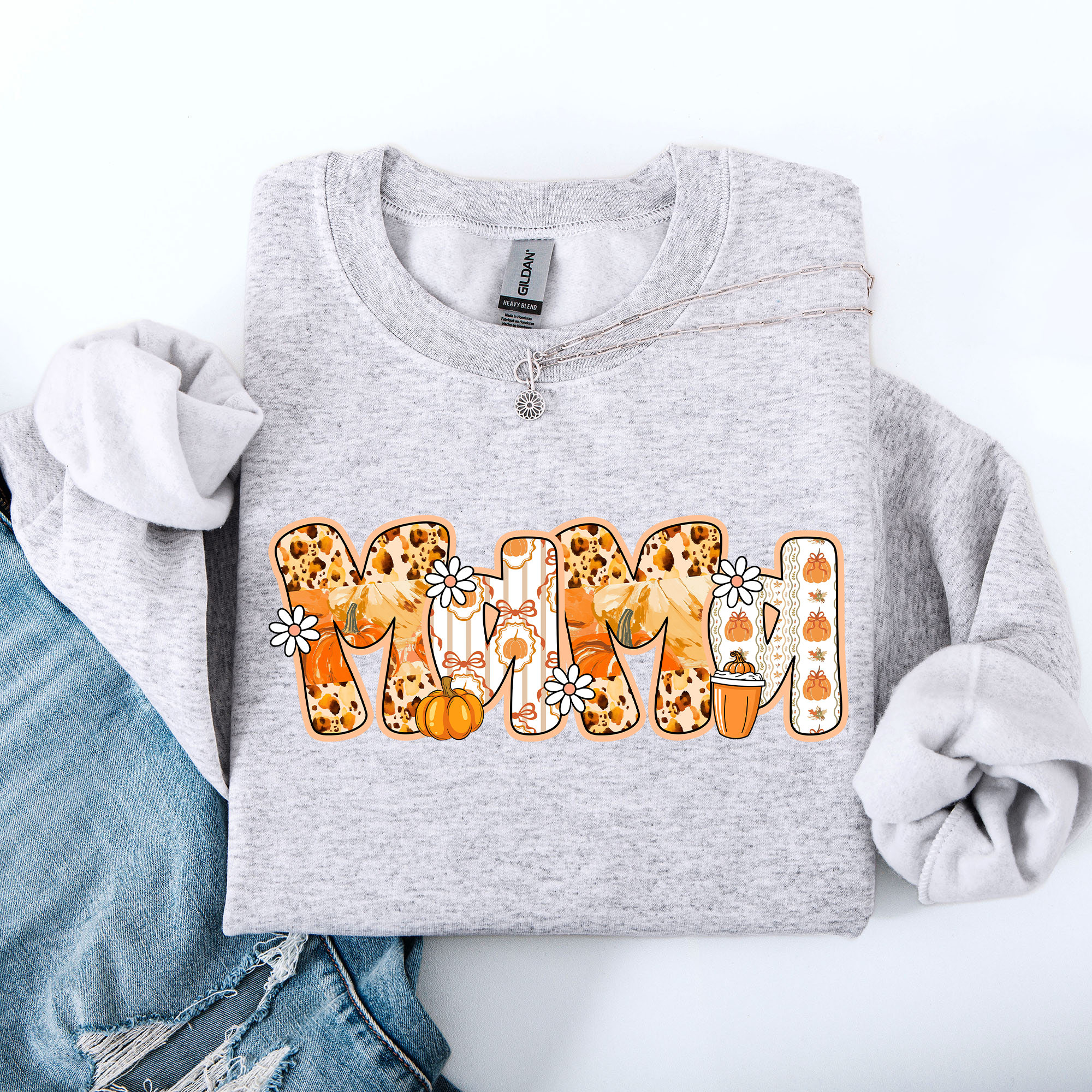 Mama Pumpkin Pattern Halloween Autumn Festive Cozy Seasonal Pumpkin Theme Sweatshirt