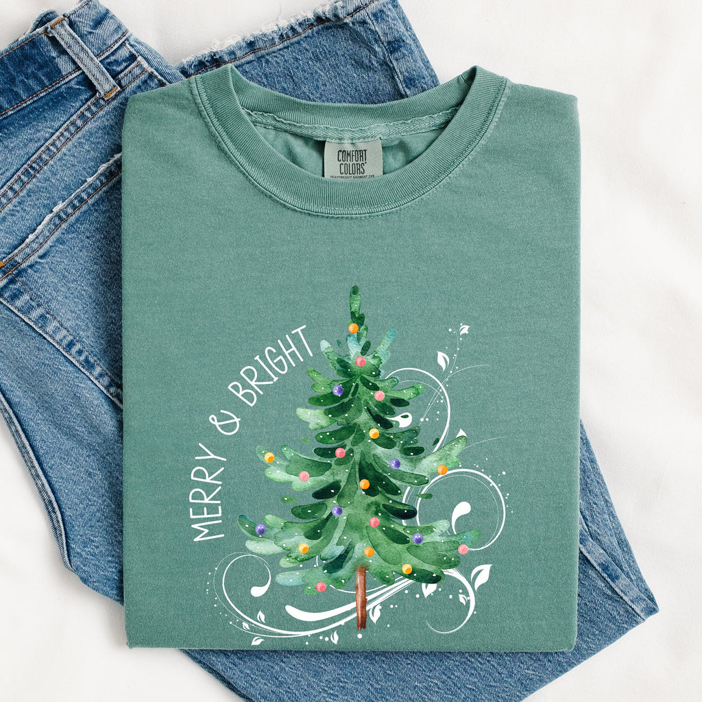 Merry And Bright Christmas Tree With Ornaments And Santa In Winter Comfort Colors Tee