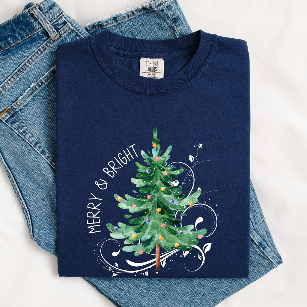 Merry And Bright Christmas Tree With Ornaments And Santa In Winter Comfort Colors Tee