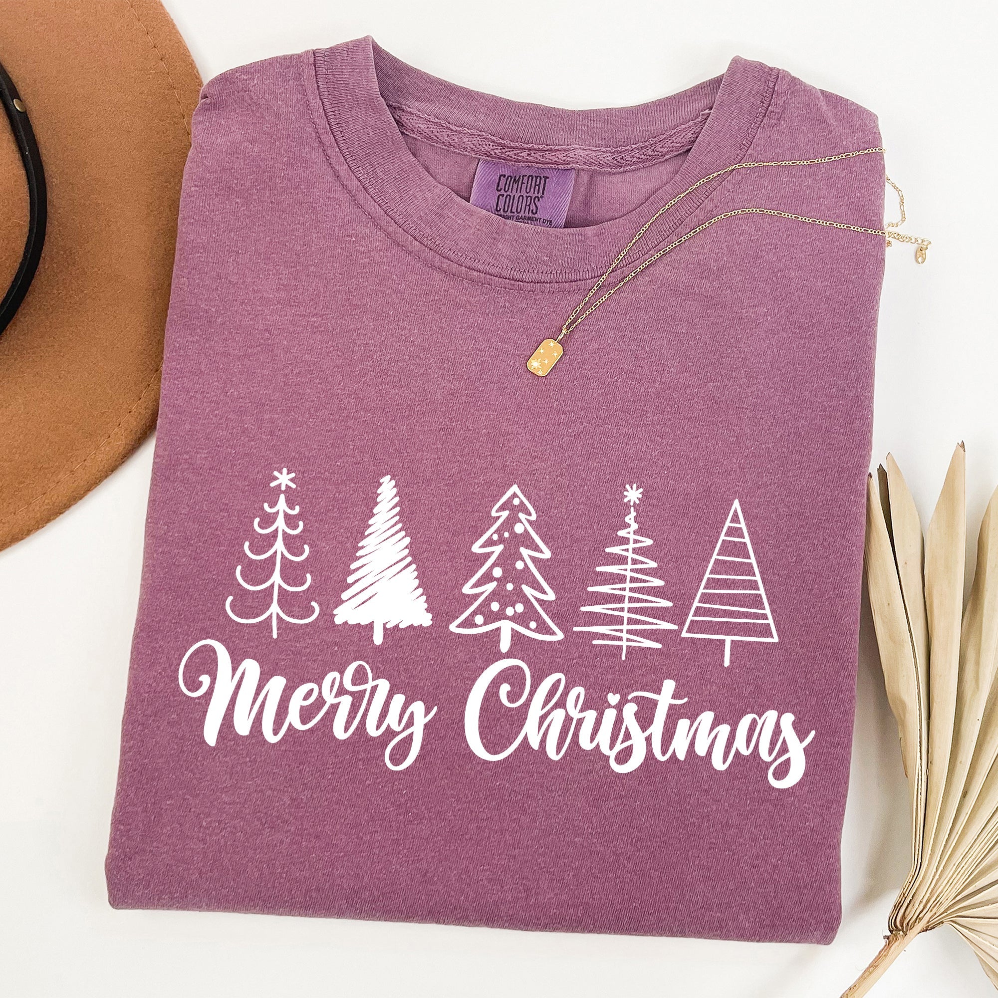 Minimalist Merry Christmas Trees Classic Retro Winter Santa Xmas Comfort Colors Tee