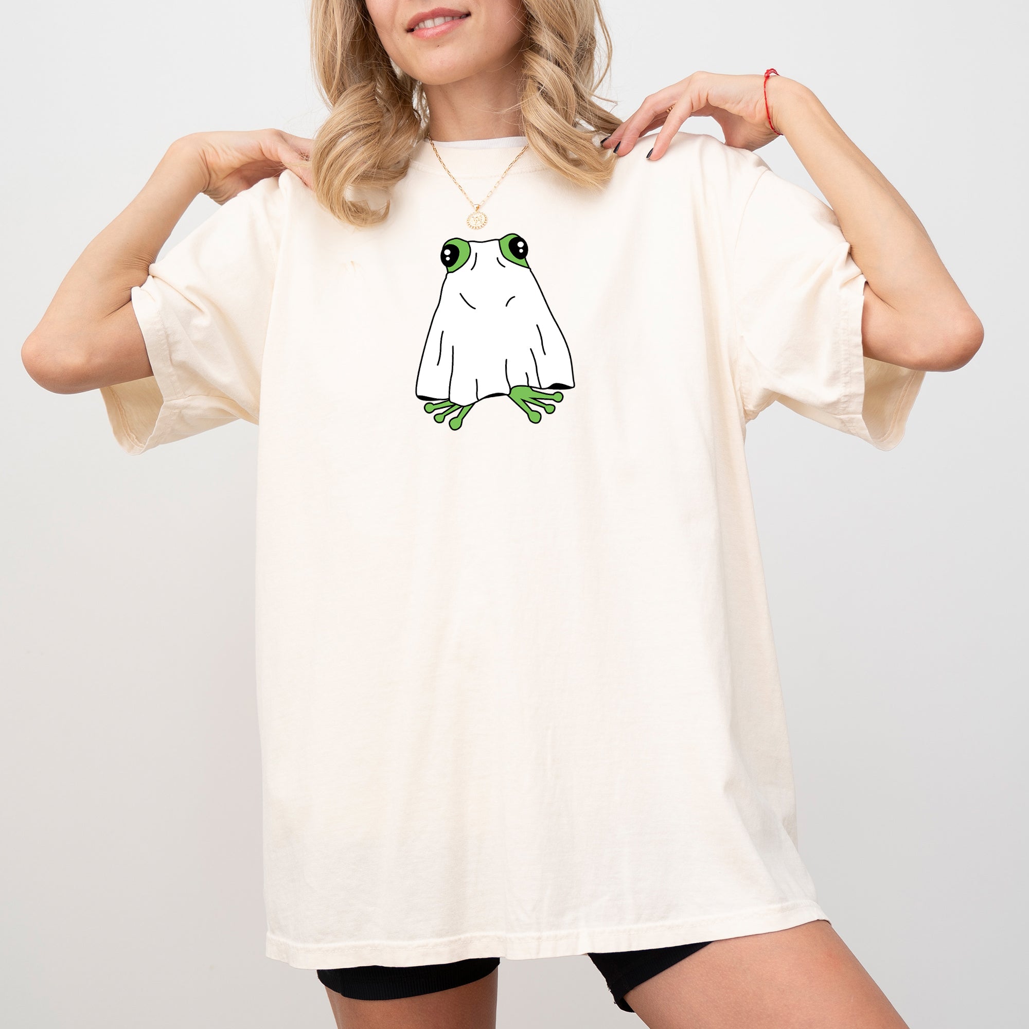 Frog Ghost Skeleton Spooky Witch Halloween Meme Costume Night Parade Comfort Colors Tee