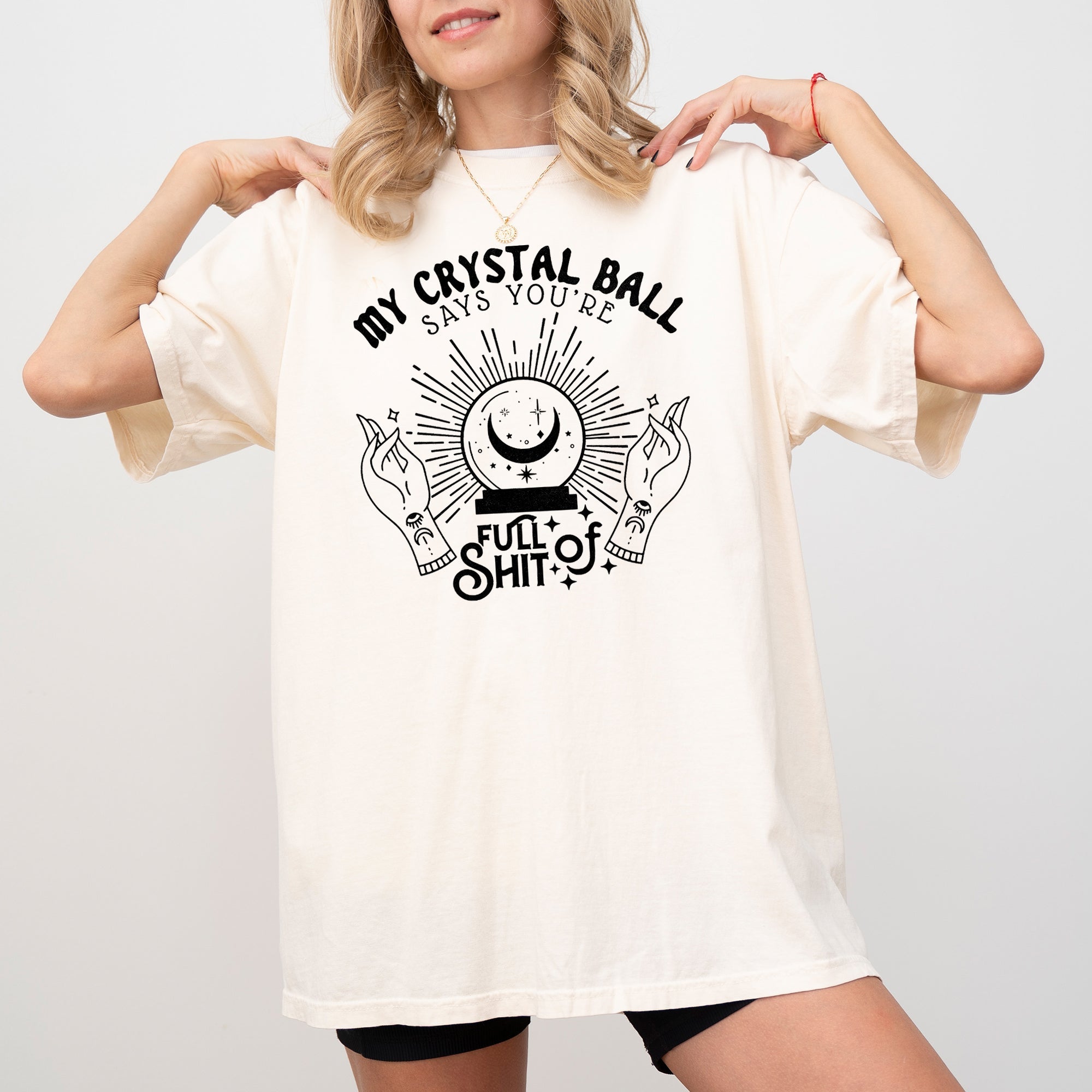 Crystal Ball Skeleton Funny Pumpkin Spooky Witch Aesthetic Meme Halloween Costume Comfort Colors Tee