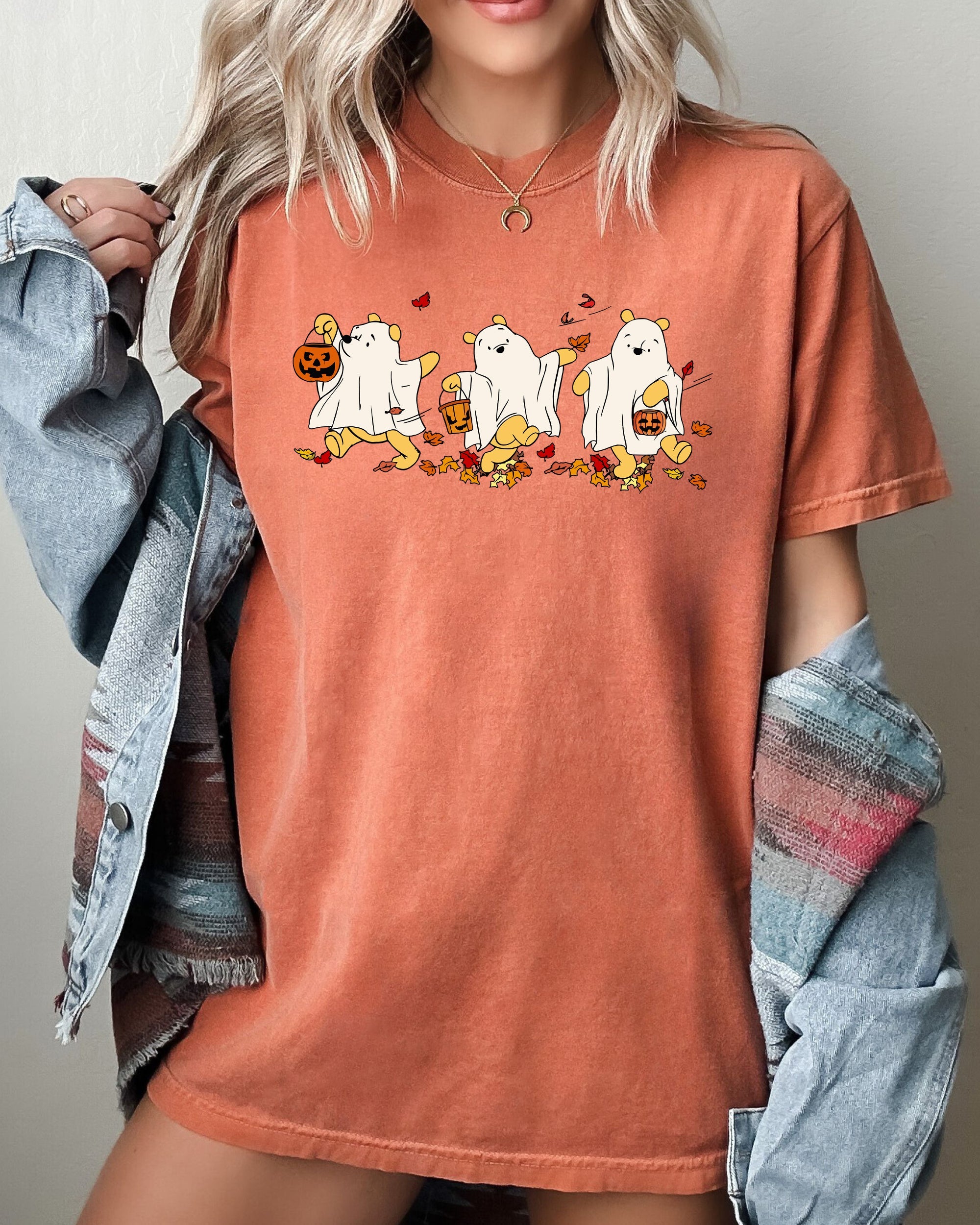 Ghost Pooh Bear Skeleton Funny Spooky Witch Aesthetic Meme Halloween Costume Comfort Colors Tee