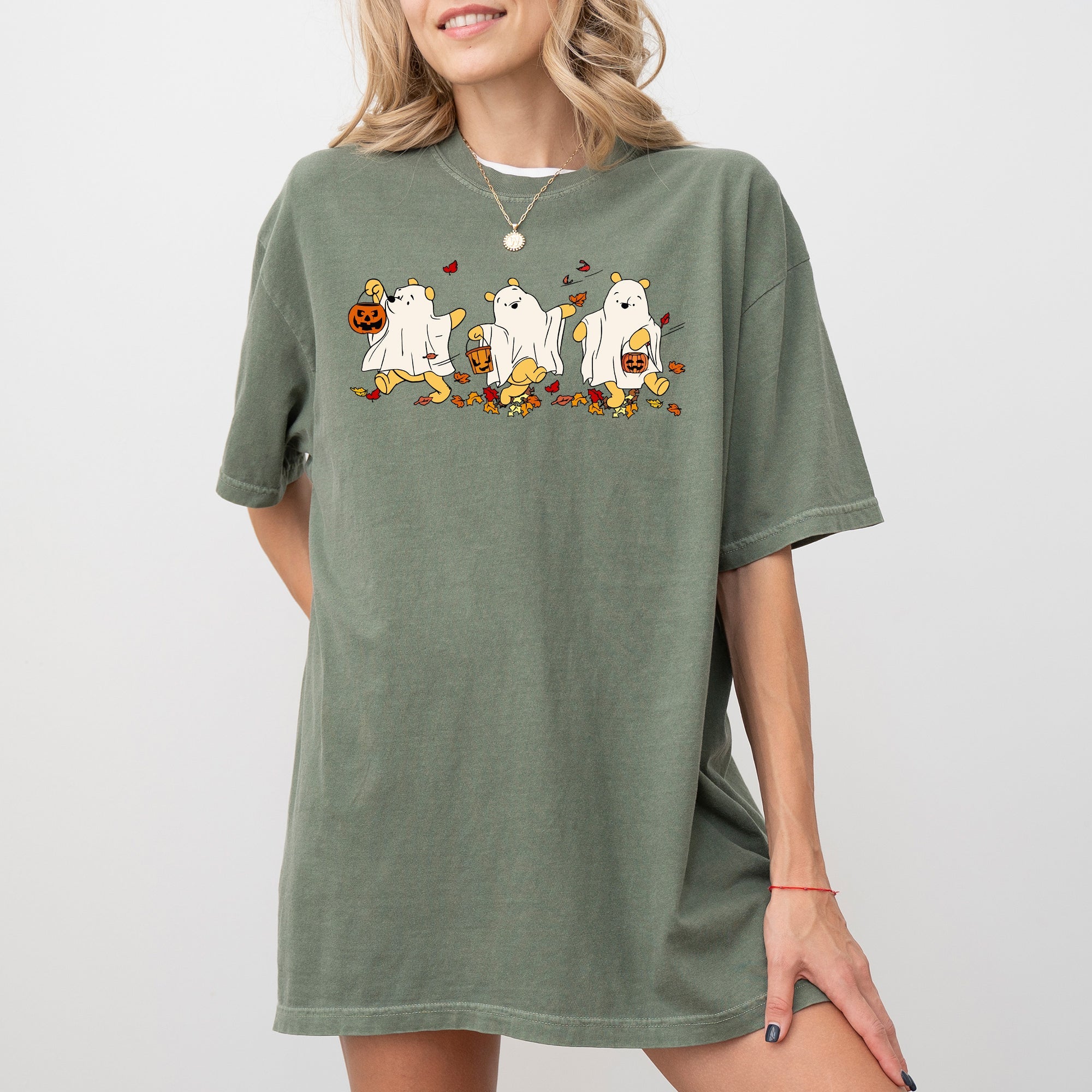 Ghost Pooh Bear Skeleton Funny Spooky Witch Aesthetic Meme Halloween Costume Comfort Colors Tee