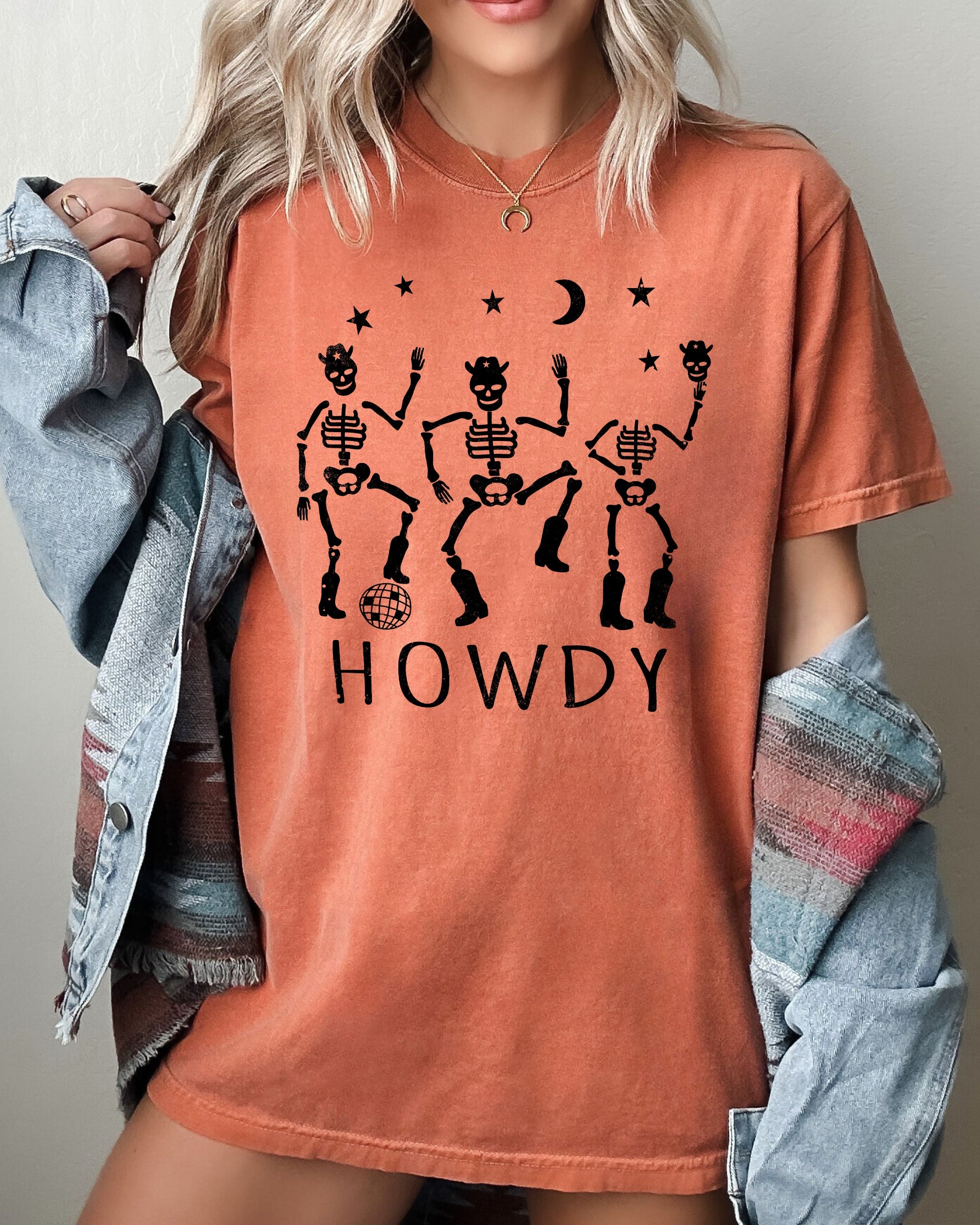 Dancing Skeletons Howdy Spooky Ghost Witch Skull Meme Halloween Costume Comfort Colors Tee