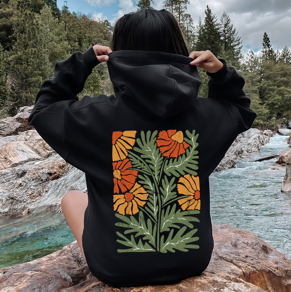 Retro Daisy Design Greens Orange Vintage Floral All Year Garden Bloom Print Hoodie