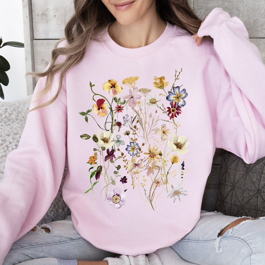 Clover Meadow Pressed Flower Botanical Print Nature Inspired Garden Floral Pattern Sweatshirt