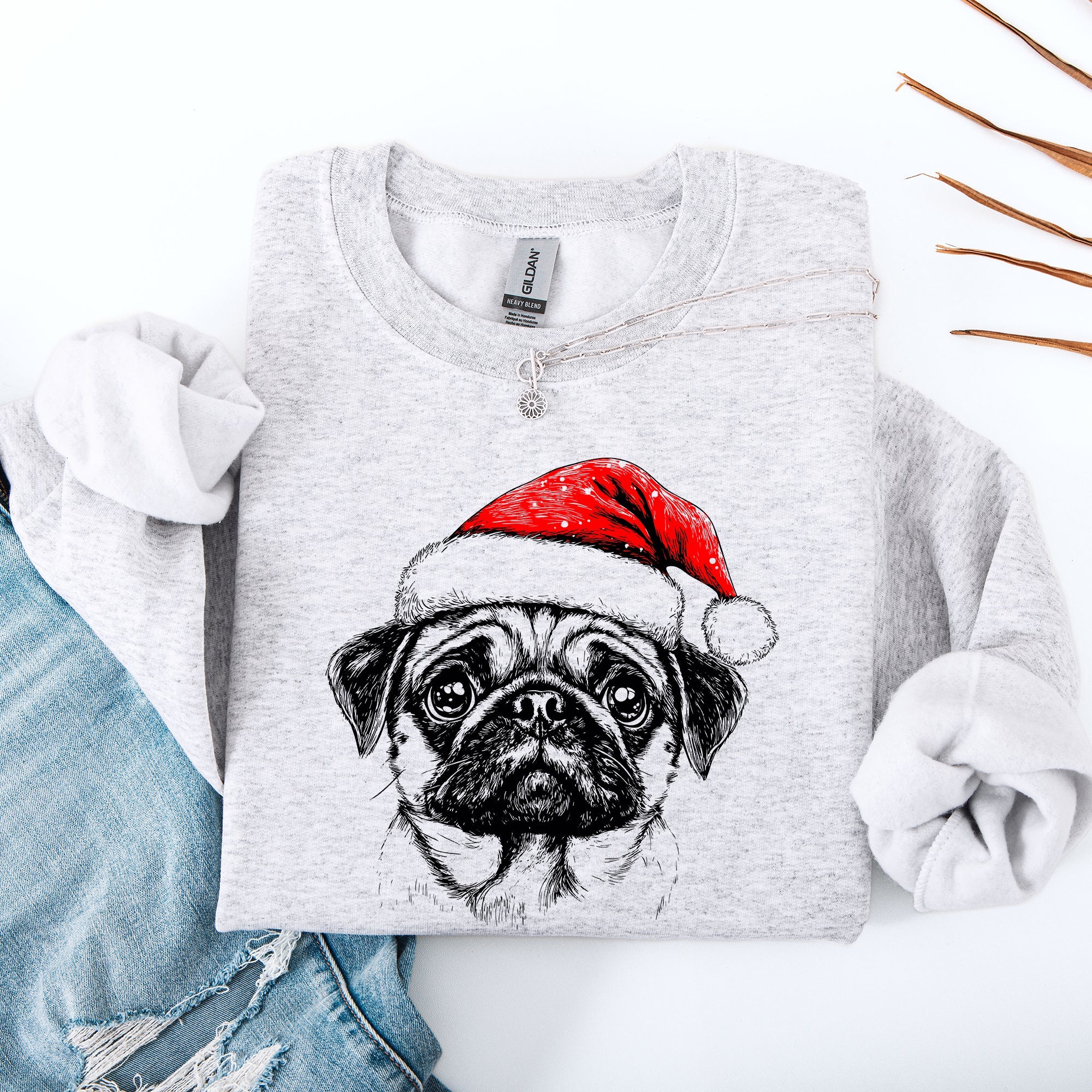 Festive Pug Santa Christmas Dog Lover Holiday Pals Pattern Cozy Fleece Sweatshirt